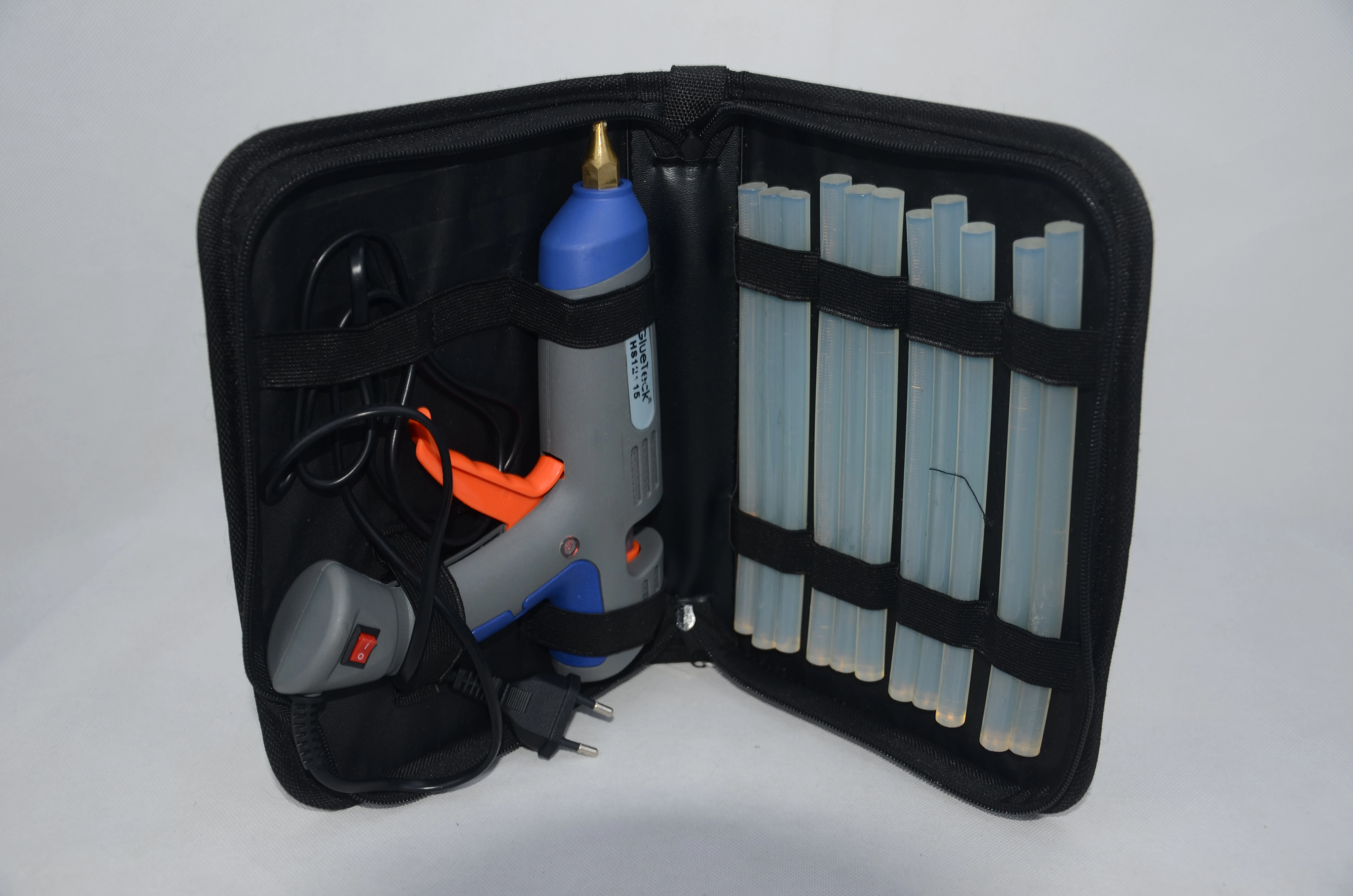 Manufacturers custom medical equipment first aid kits and travel bags