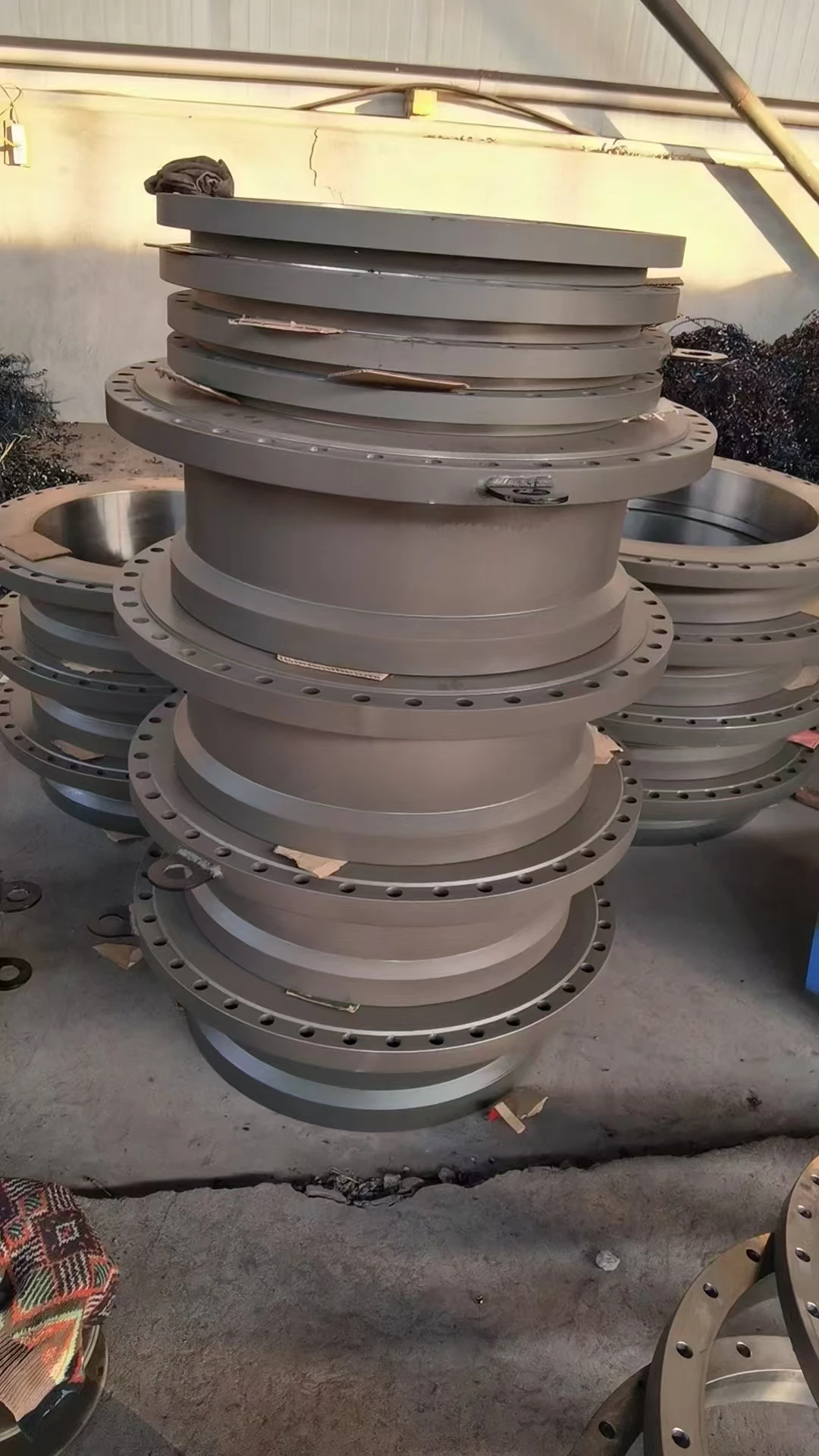 EN1092-1 MS CS  Flange with lifting eye