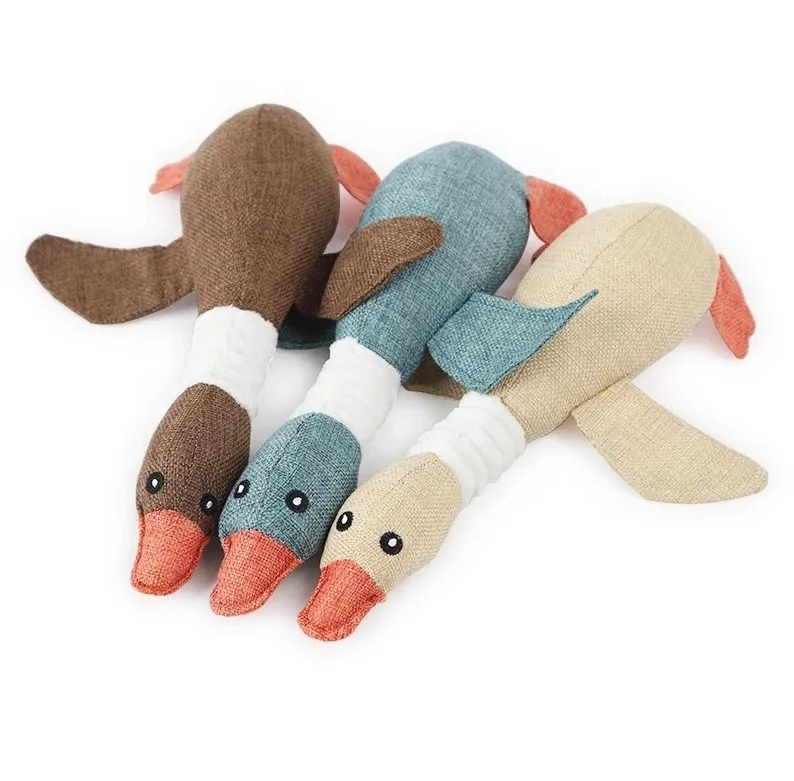 Hot Sale Wild Goose Squeaking Linen Pet Toys Cats Dogs Bite Resistant Simulation Relief Pet Plush Toys