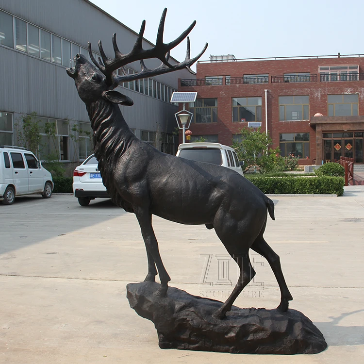 Popular Design Metal Craft Animal Life Size Brass Deer Statues