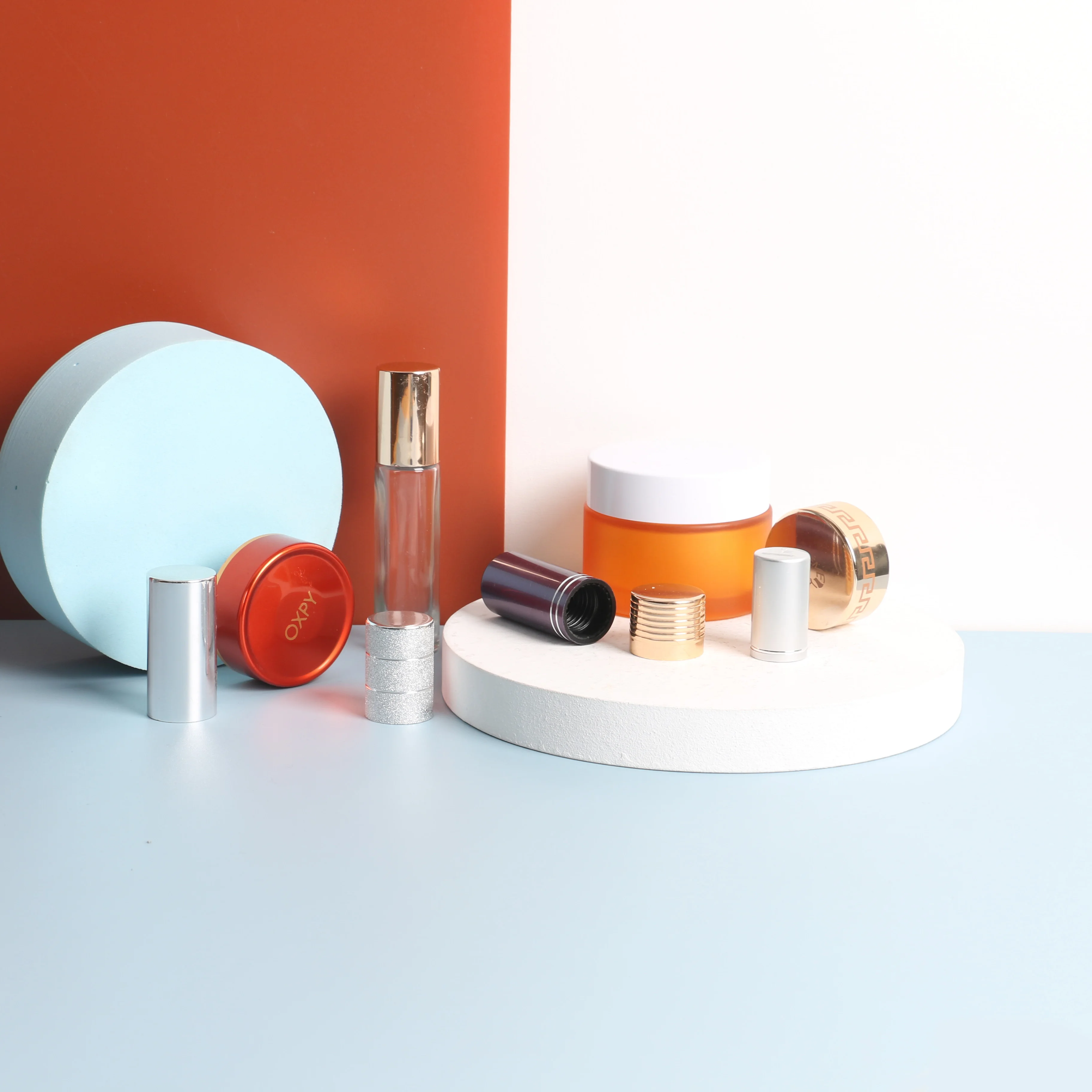 50ml 53mm 28mm 70/400 custom metal golden layer refillable cosmetic aluminum plastic bottle cap