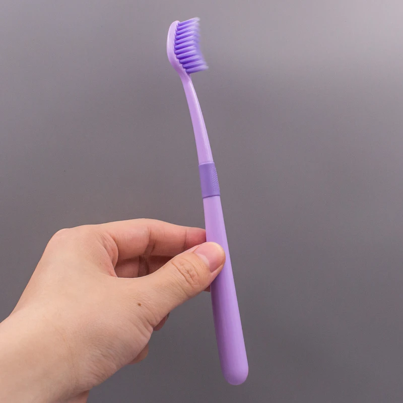2024 High Quality Toothbrush Special Head Adult Toothbrush Wholesalers Anti-slip Handle Toothbrush with Curved Bristles