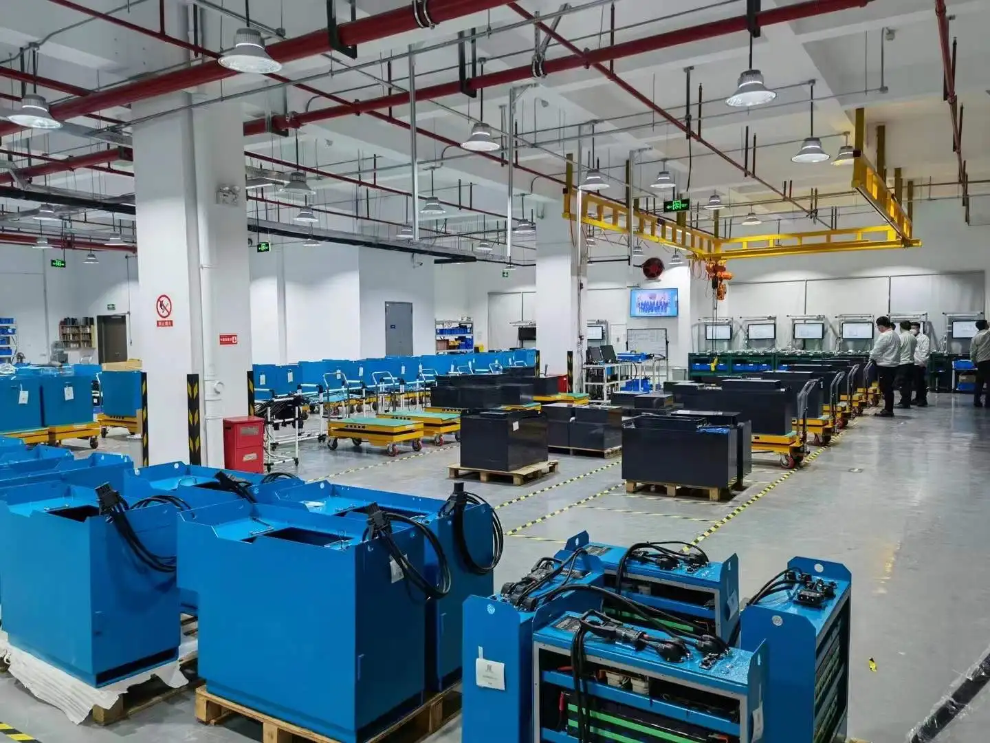 Rechargeable 12v 24v Volt 36v 48v 80v 300ah 320ah 480ah 600ah Smart Lithium Forklift Battery With Charger