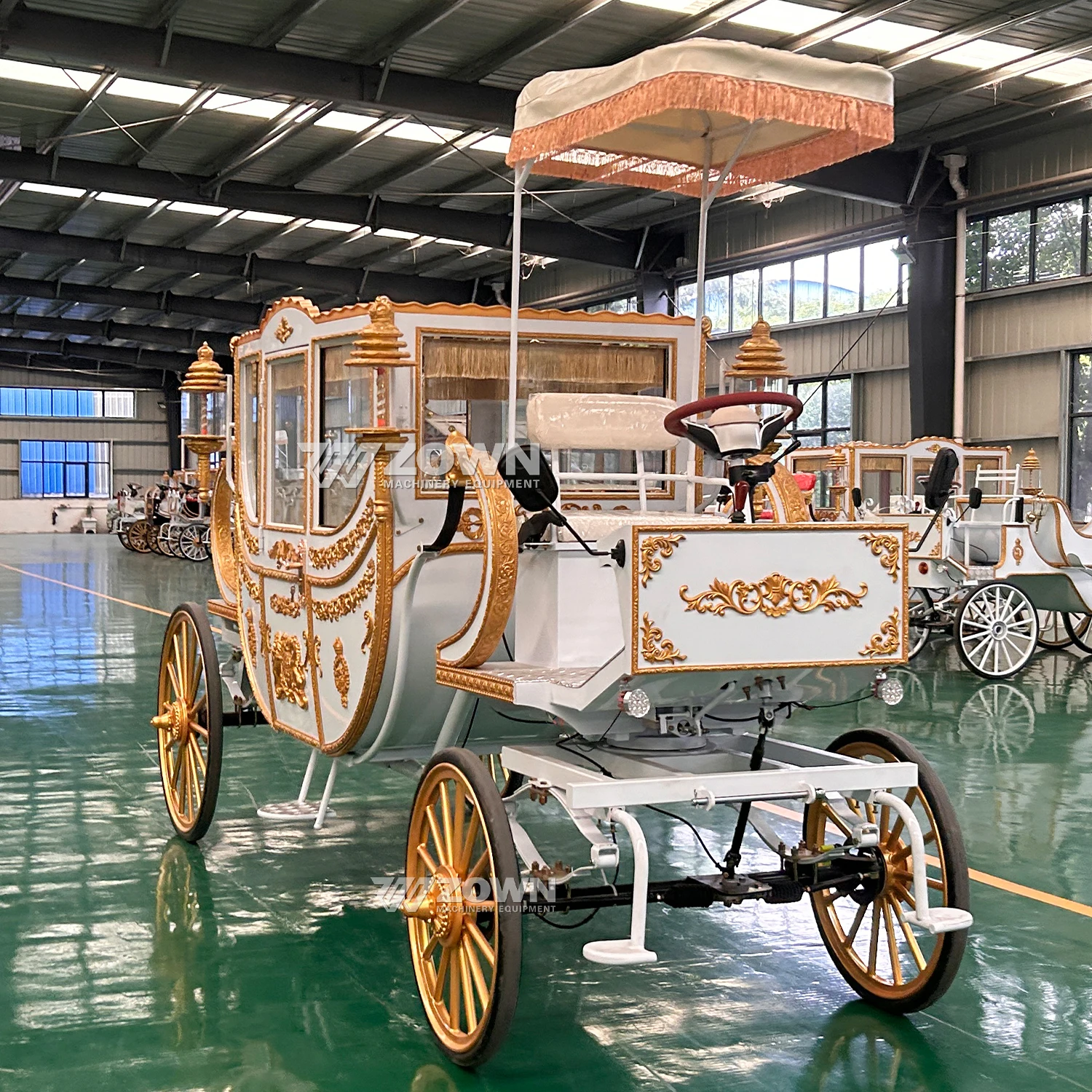 Newest Customized Style Special Transportation Horseless Carriage Electric Royal Horse Carriage for Sale