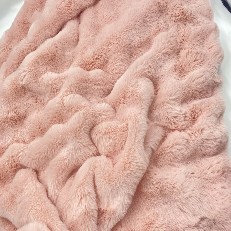 OKO TEX  Non-shedding  3D Effects 100% Polyester Blanket Material Soft  Rabbit Faux Fur Plush Fabric For Blankets/Throw