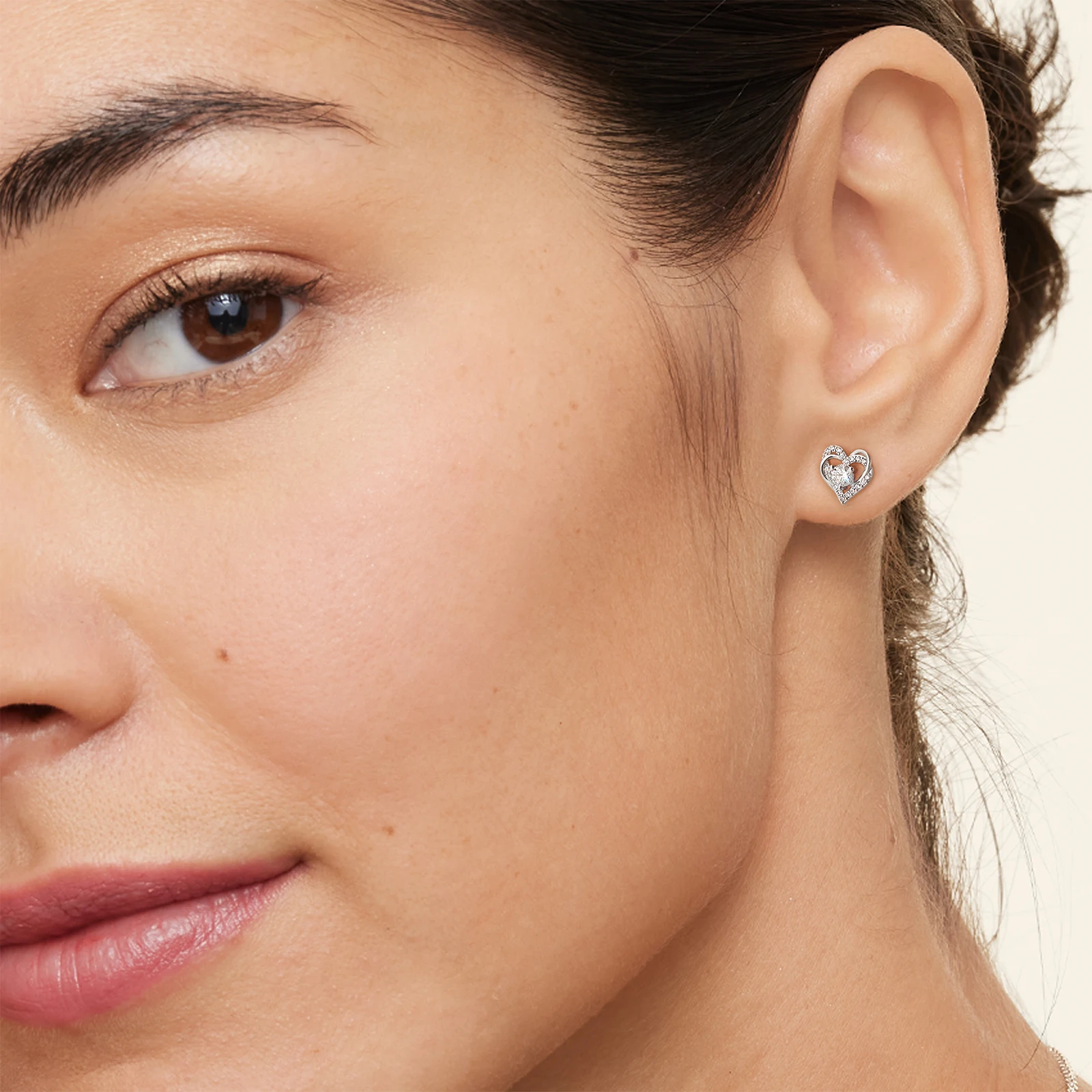 Moissanite Heart Stud VVS1 GRA Lab Created Diamond 925 Sterling Silver 14K White Gold Hypoallergenic Love Earring for Women