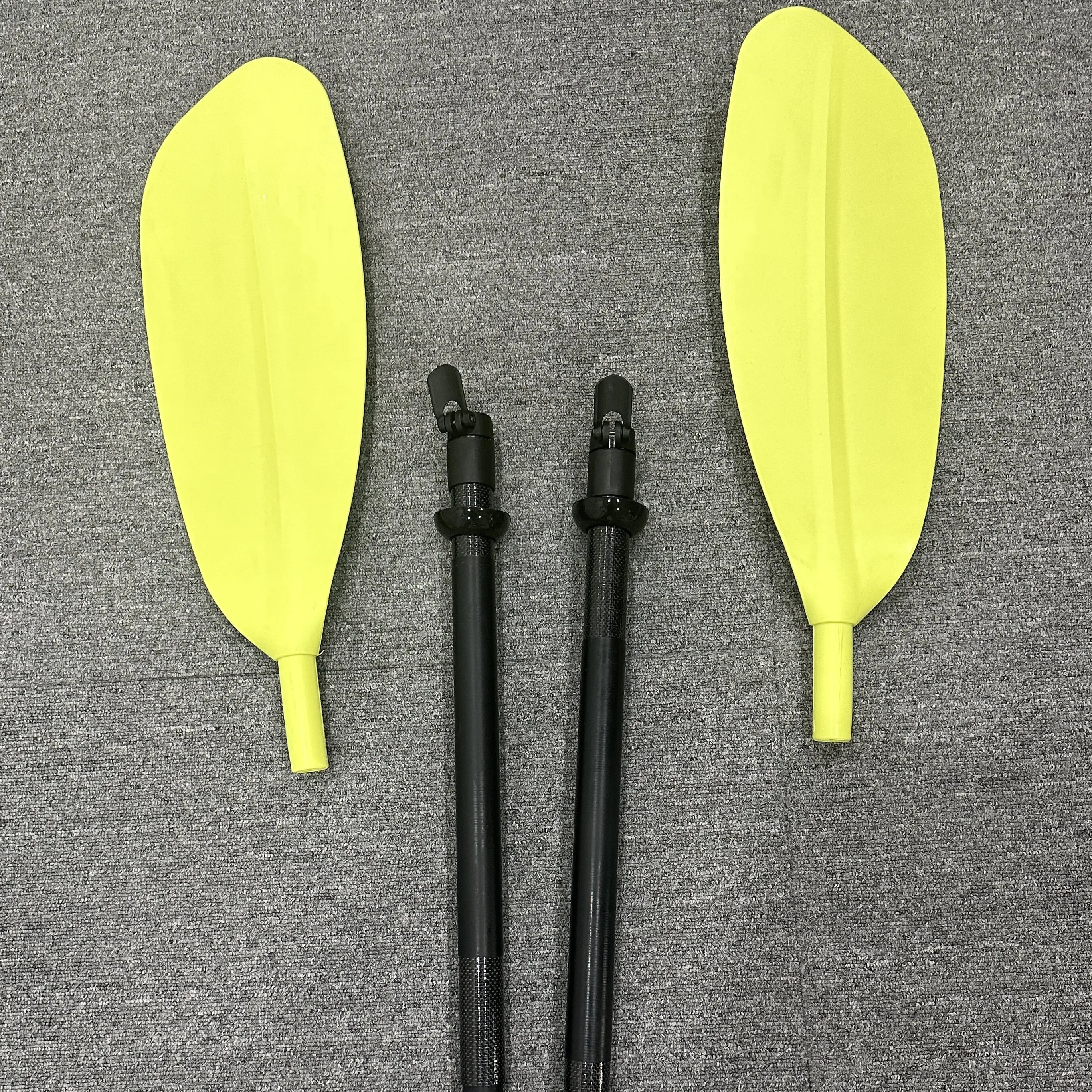 4 pieces carbon fiber shaft fiberglass shaft plastic blade light weight adjustable kayak paddle