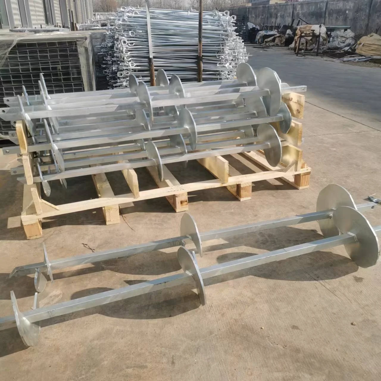 Factory Directly Sale Carbon Steel HDG Silver Ground Screw Helical Pile