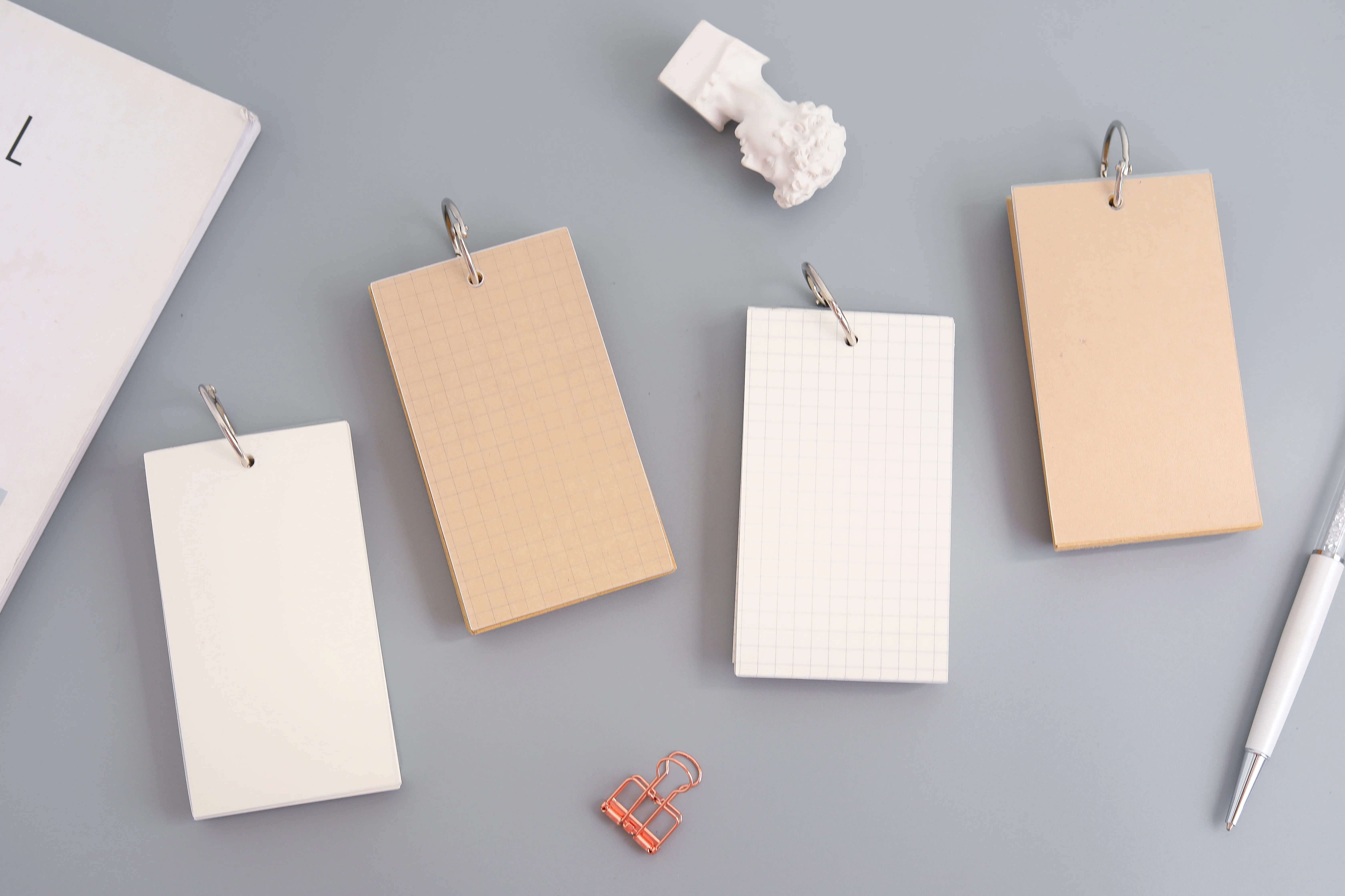 Wholesale PP Cover Kraft Paper Loose Leaf Clasp Mini Notebooks Grid Blank Pocket Memo With Metal Ring