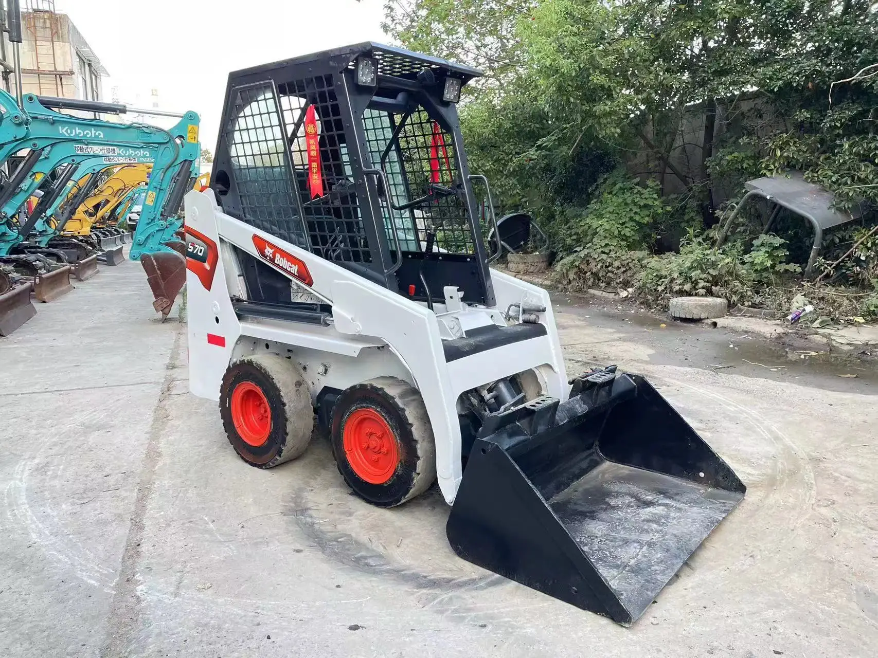 Высокопроизводительная городская строительная машина Bobcat погрузчик S70 б/у борозд bobcat s70 в Китае распродажа