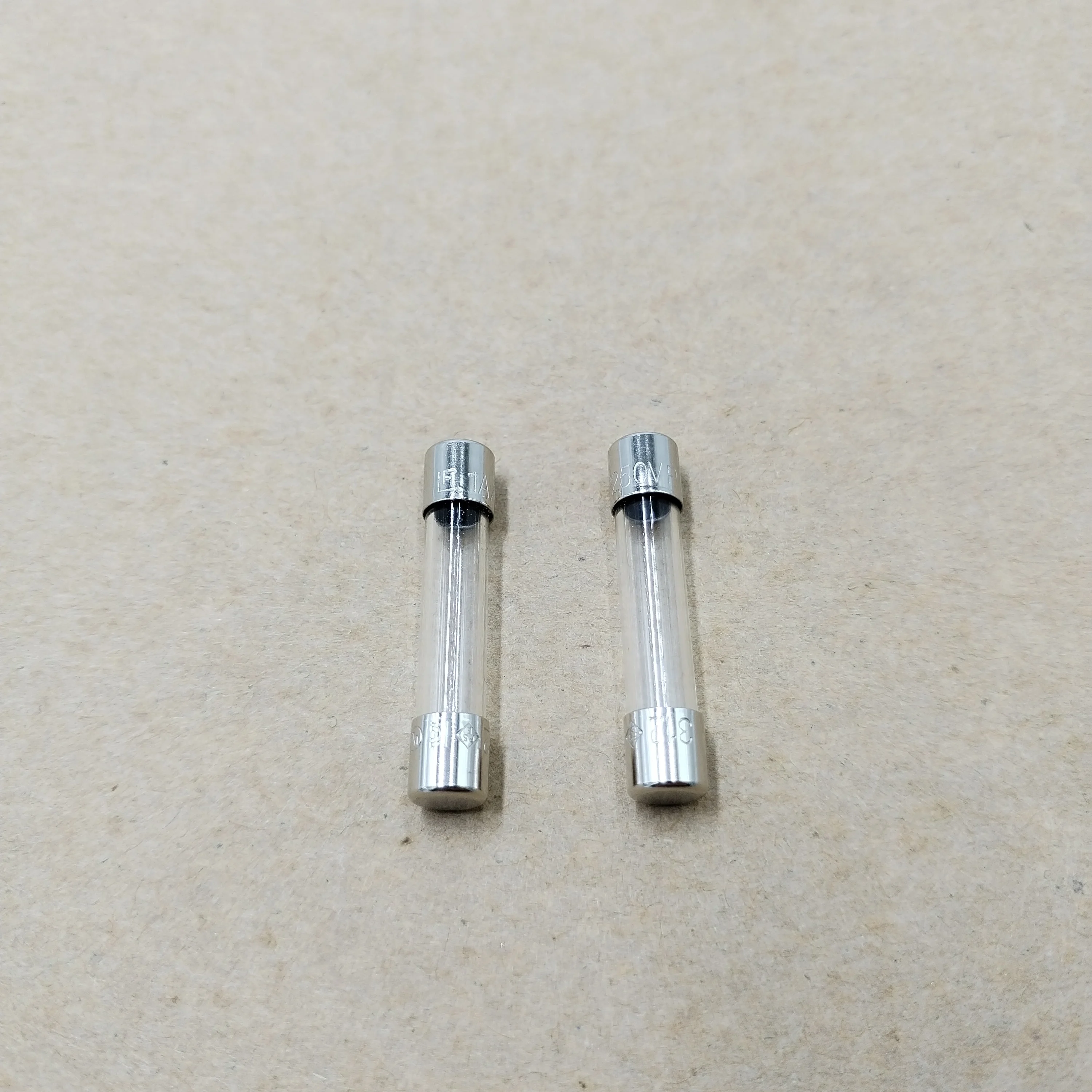 very fast acting fuses 0312003.MXP Cartridge Fuse with glass body car fuse