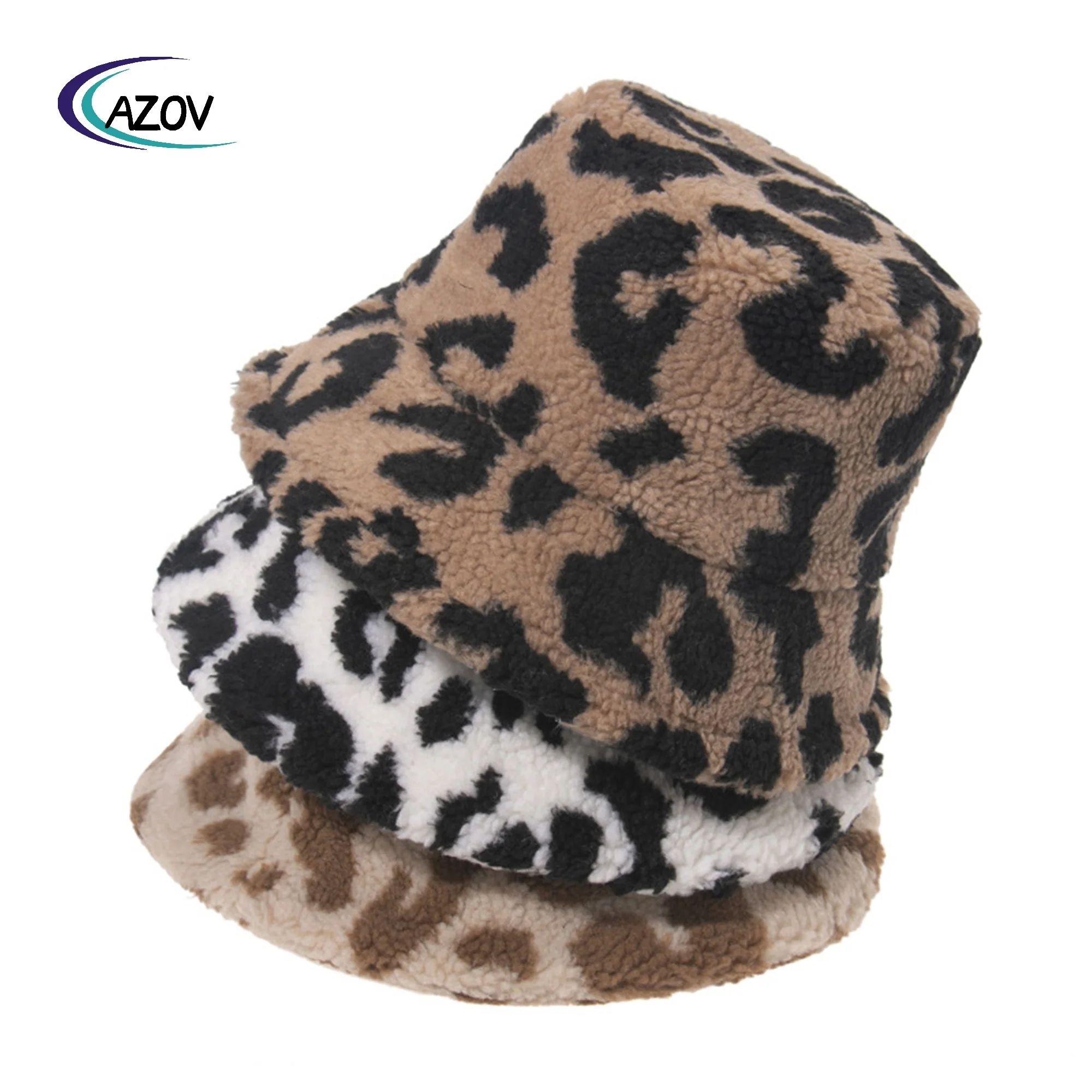 Женская зимняя шапка с принтом