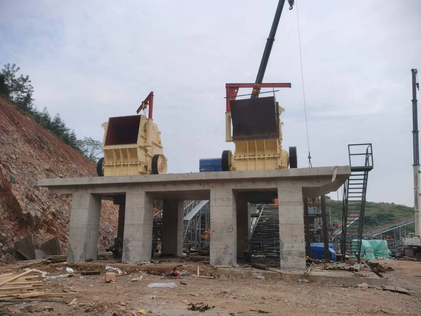 Wholesale Horizontal Shaft Impact Crusher  Primary Secondary Crushing Machine Used in Mining For Sale