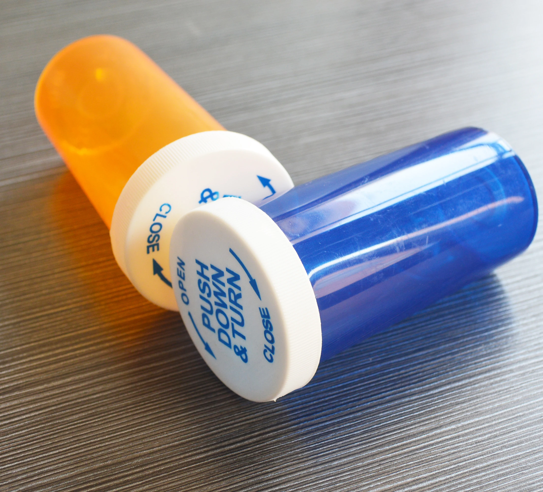 Custom Printing Logo Plastic Medicine CR Cap Pill Bottle Dram RX Medicine Pill Vials