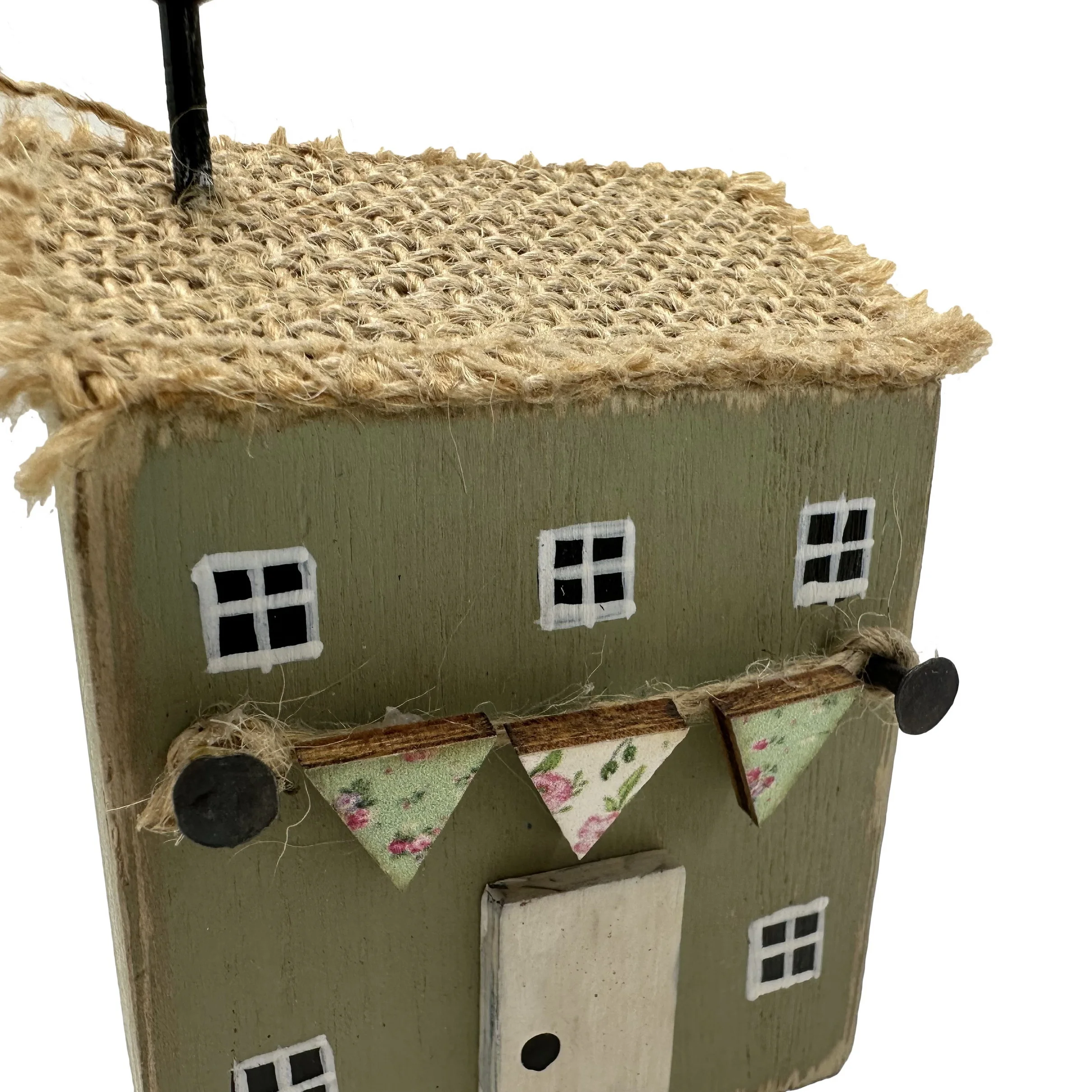 Cheap 3D Mini House Shape Home Decoration Desk Small Wood Driftwood Love Gift Cottage Wooden House Ornaments