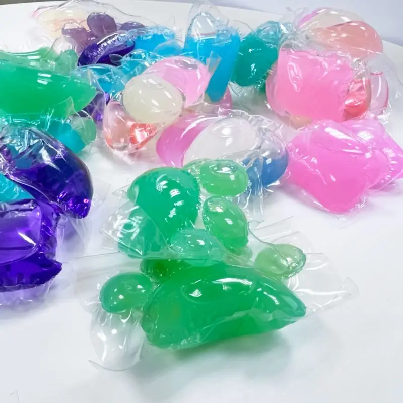 Wholesale New Arrival 4 In 1 High Efficiency Perfume liquid Soap Pacs Scented Washing Pod Laundry Detergent pods