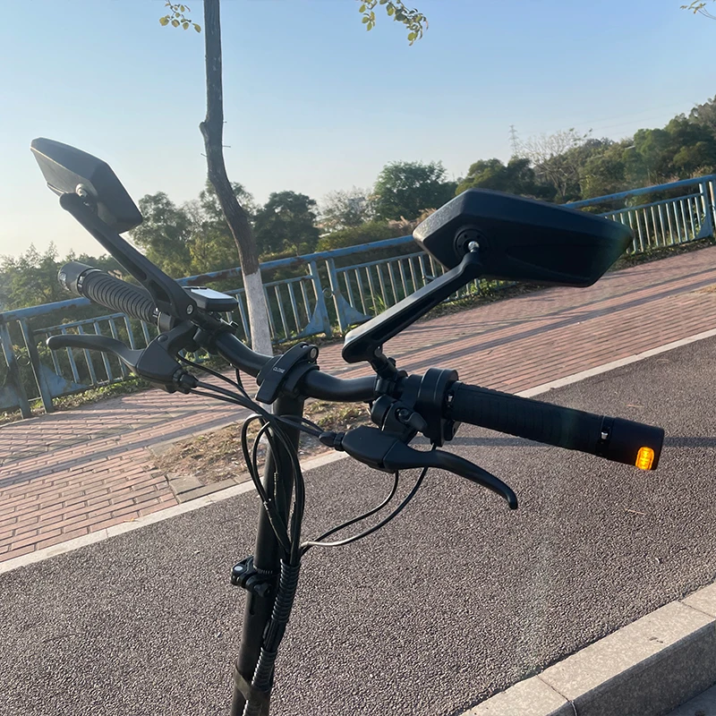 Electric Scooter Bike Turn Signal LED Lights Switch For E-scooter Wireless Flashing Yellow Green Lights Handle Indicator Turning