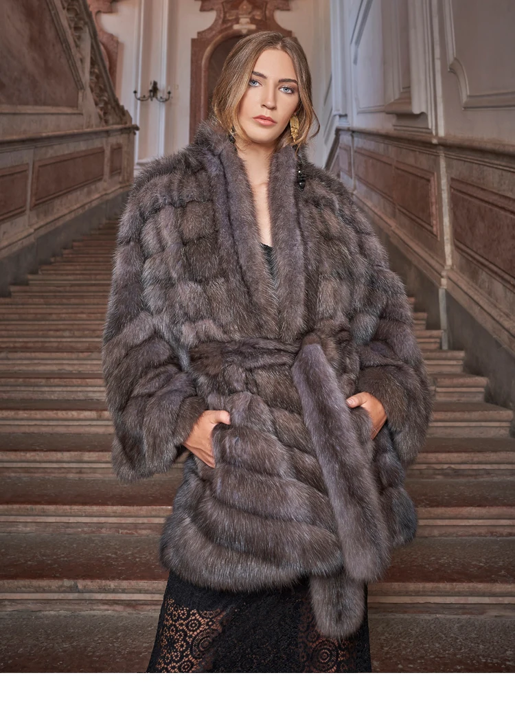 Женская зимняя шуба с карманом