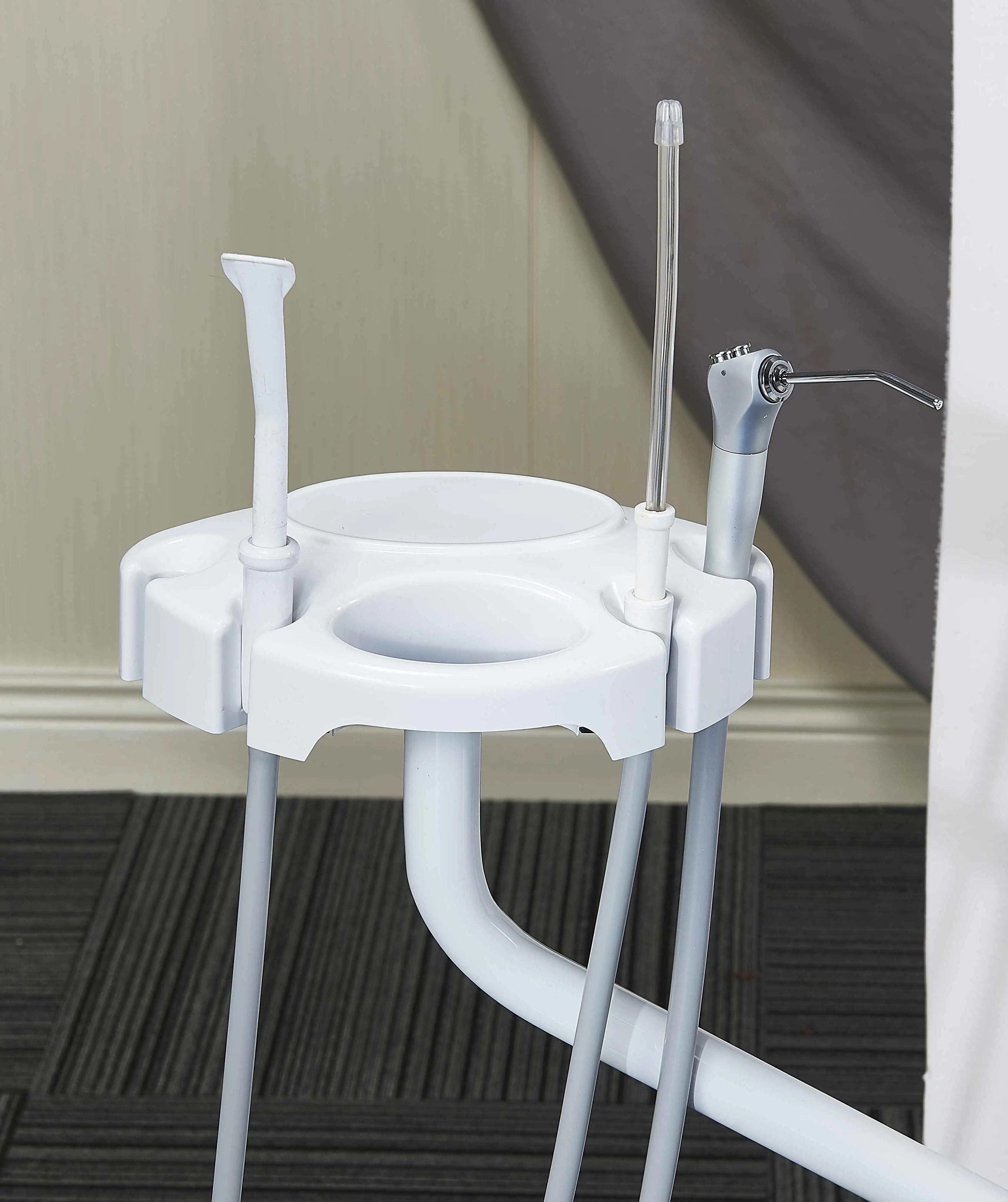 Недорогое стоматологическое кресло полный комплект