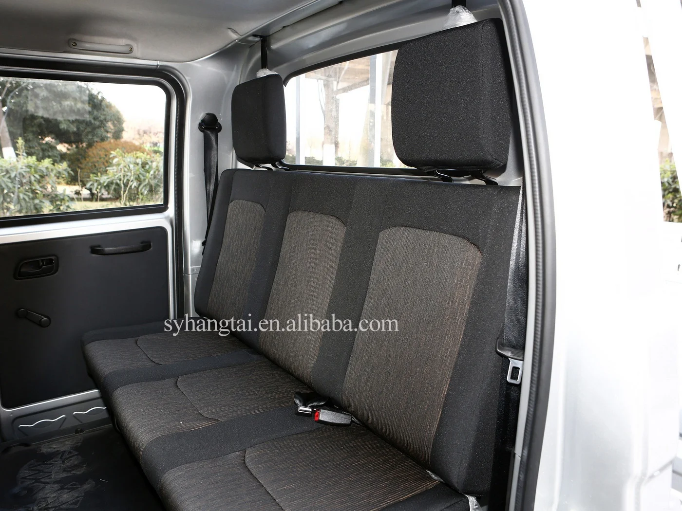 Customized New Energy Mini Double Row Cargo Truck Gas CNG Fuel Maximum Load 1500kg 5MT Transmission