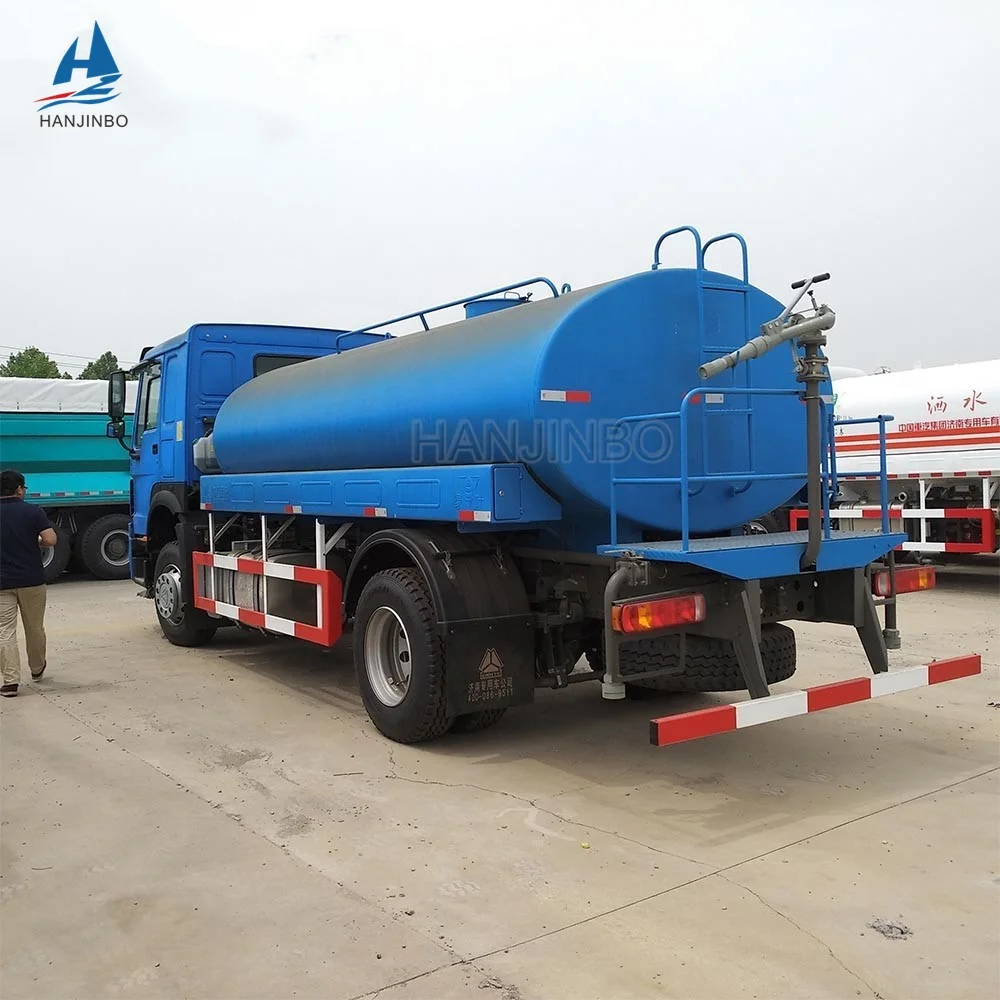  Sinotruk 4x2 Автоцистерна для воды (6000 л)