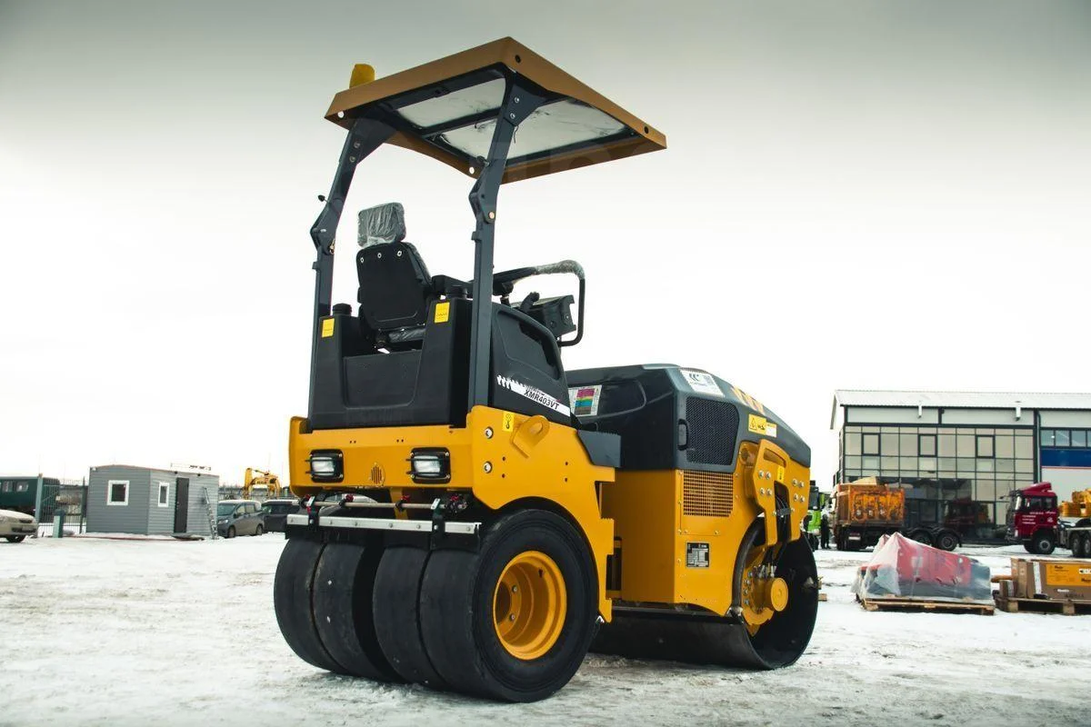 4 ton mini Double drum road roller XMR403 XMR403VT road roller for sale