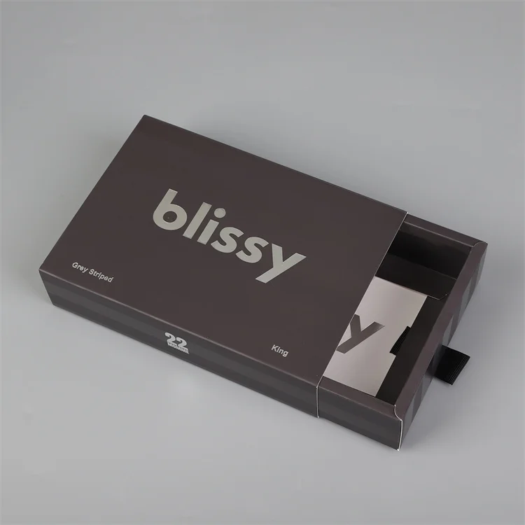 FSC Custom Logo Luxury Foldable Printing Eco Friendly Color Corrugated Packaging Magnet Magnetic Rigid Paper Gift Packaging Box