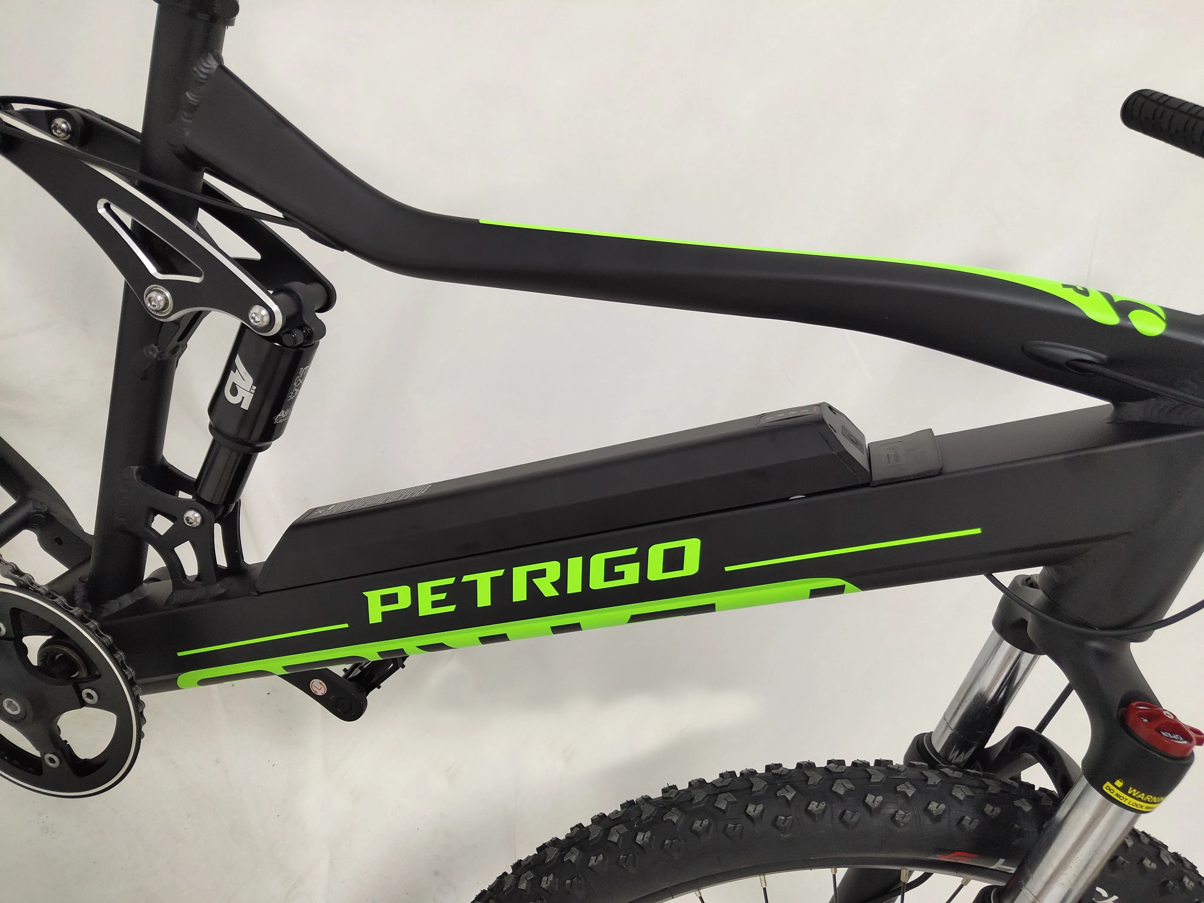 PETRIGO 26 inch Commuting Electric Bicycle Bike Cruiser Electric Bike Full Suspension Fat Tire Electric Bike