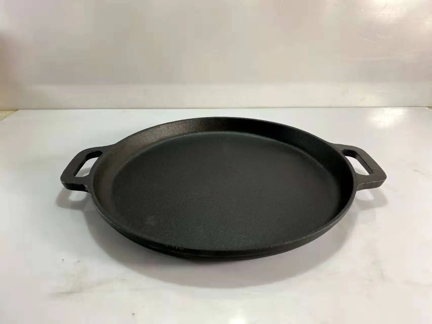 cast iron round baking pan