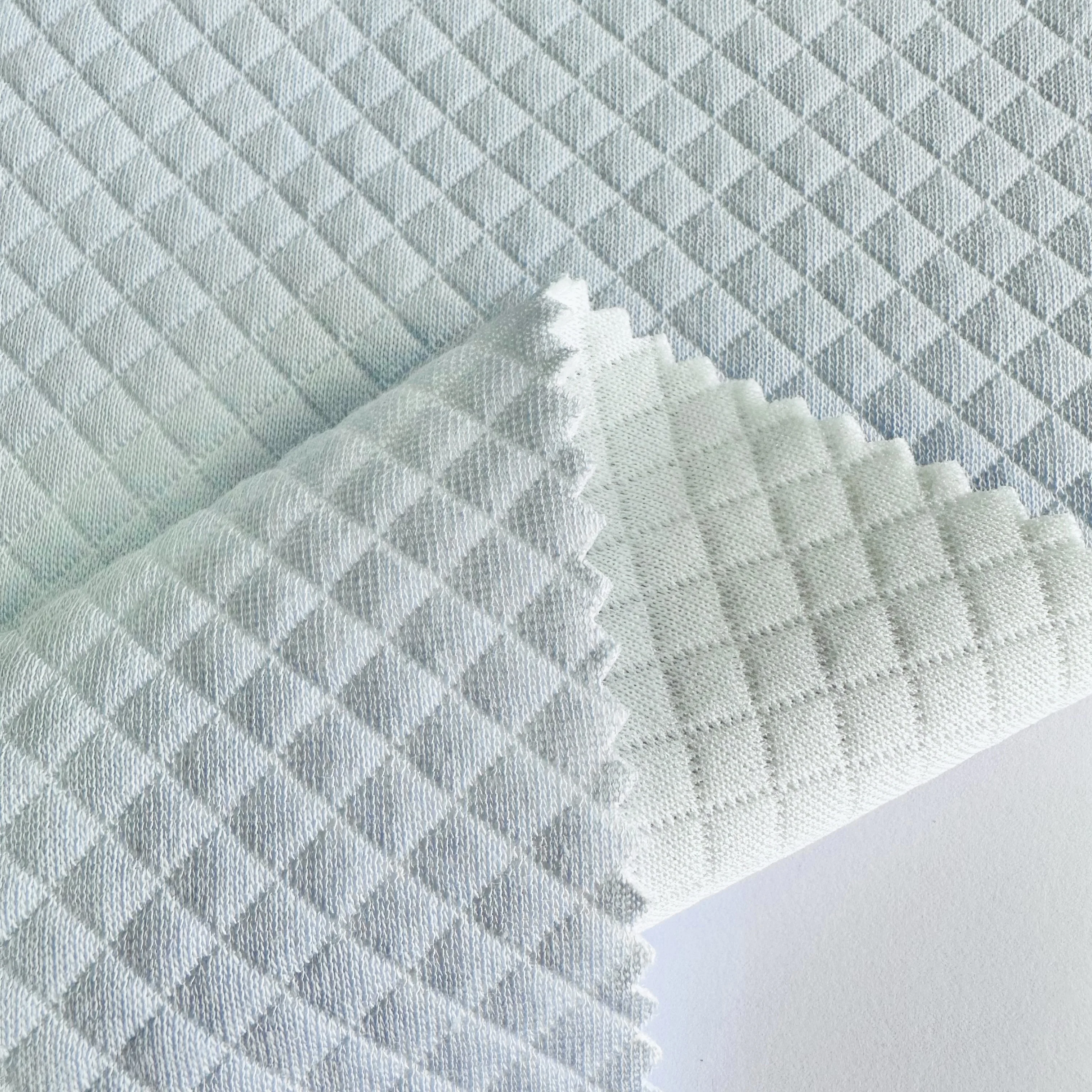 Wholesale polyester cotton 65/35 TC double sided jacquard diamond double sided quilted material fabric for bags