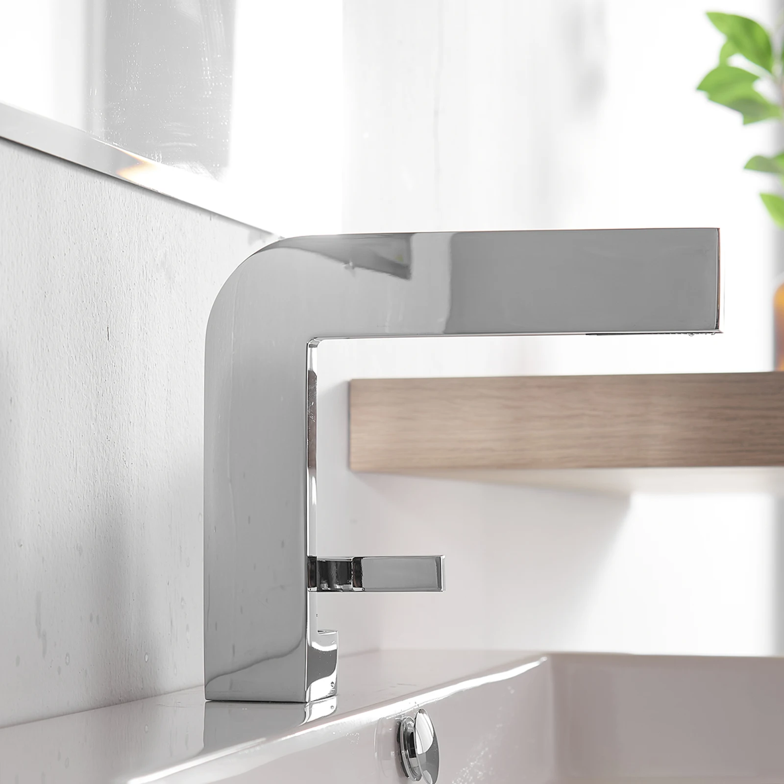 Square Basin Silver Faucet Basin Mixer Faucet Style Bathroom Single Handle Stainless Steel New European Hot Cold Water Mixer FLG