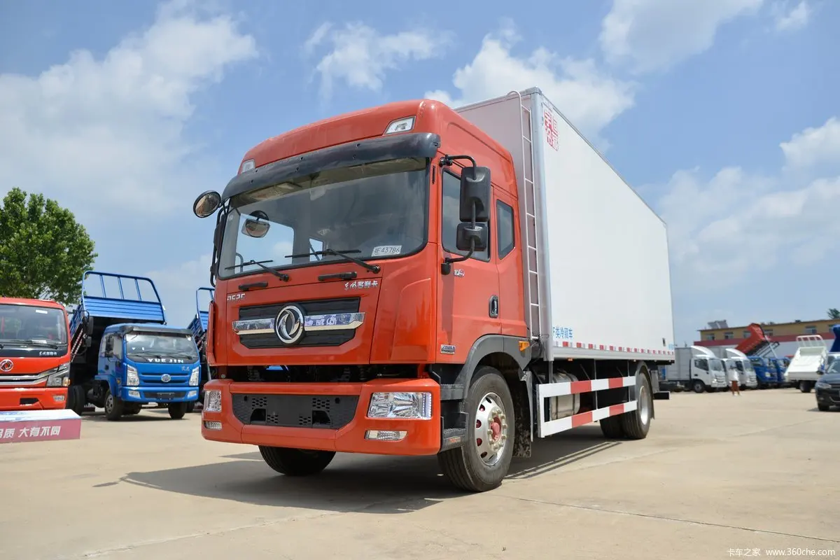 Грузовик Dongfeng 4-5 тонн