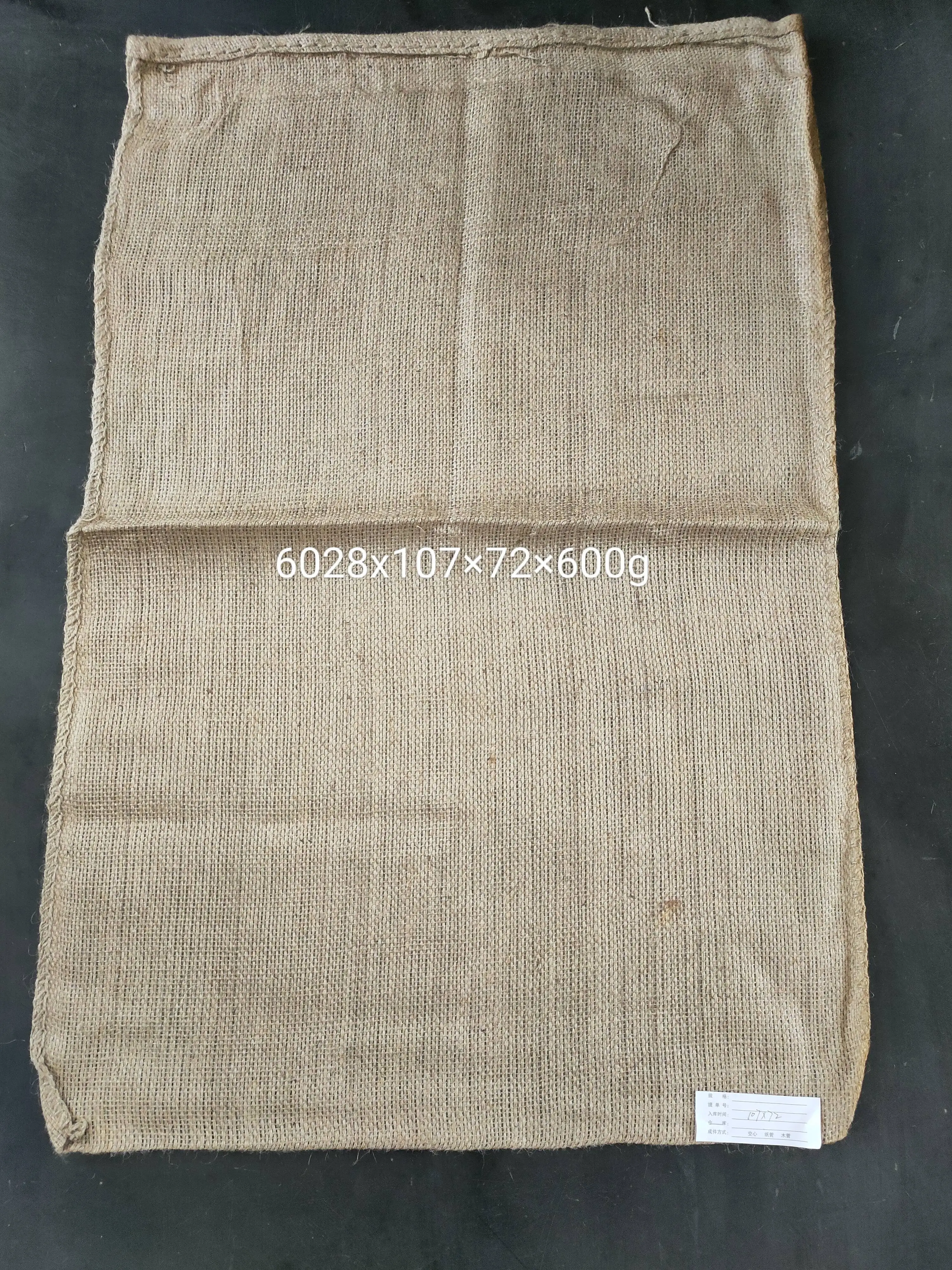 High Quality 2024 China New Design Eco Friendly Customizable Fabric Hessian Jute Bag 60*28