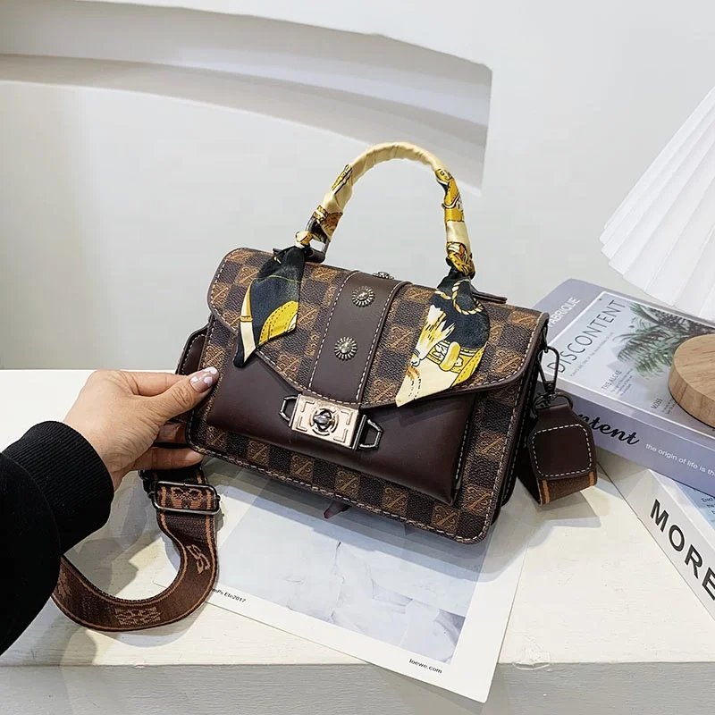 Wholesale Fashion Design Small Hand Bags For Women 2023