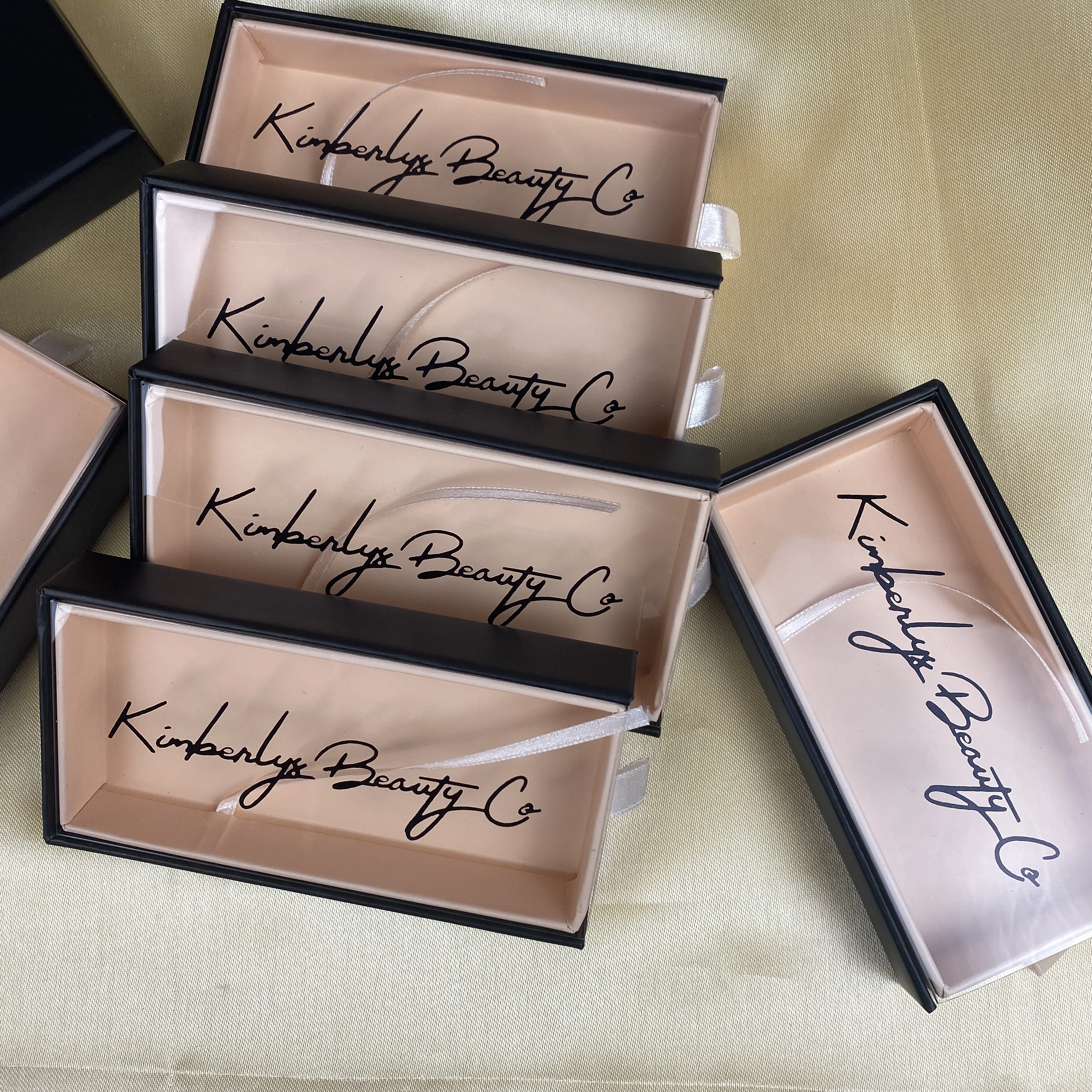 B923 Wholesale custom logo luxury empty Orange and Black pvc eyelashes package box eyes lashes box