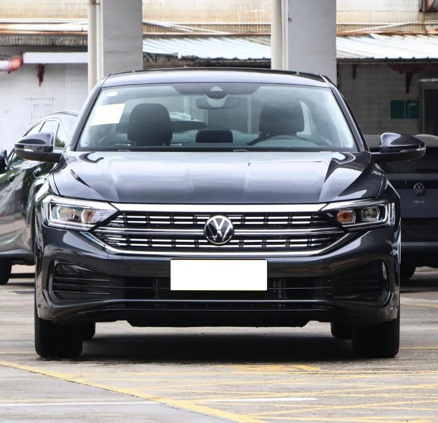 200TSI ручная версия автомобиля VW Sagitar 4-дверный 5-местный дешевый бензиновый седан