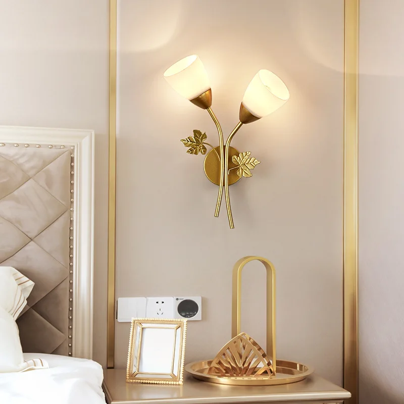 Art Deco Indoor Decorative Wall Light Gold White Glass Lampshade Wall Lamp Sconce for Home Living Room