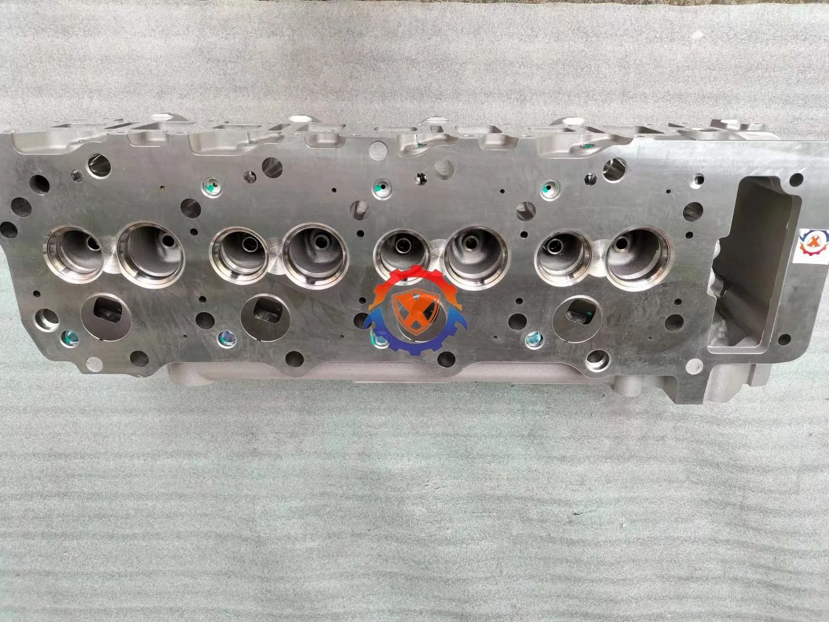 Cylinder Head ME193804 ME202621 for Engine 4M40 4M40T Engine Cylinder Head