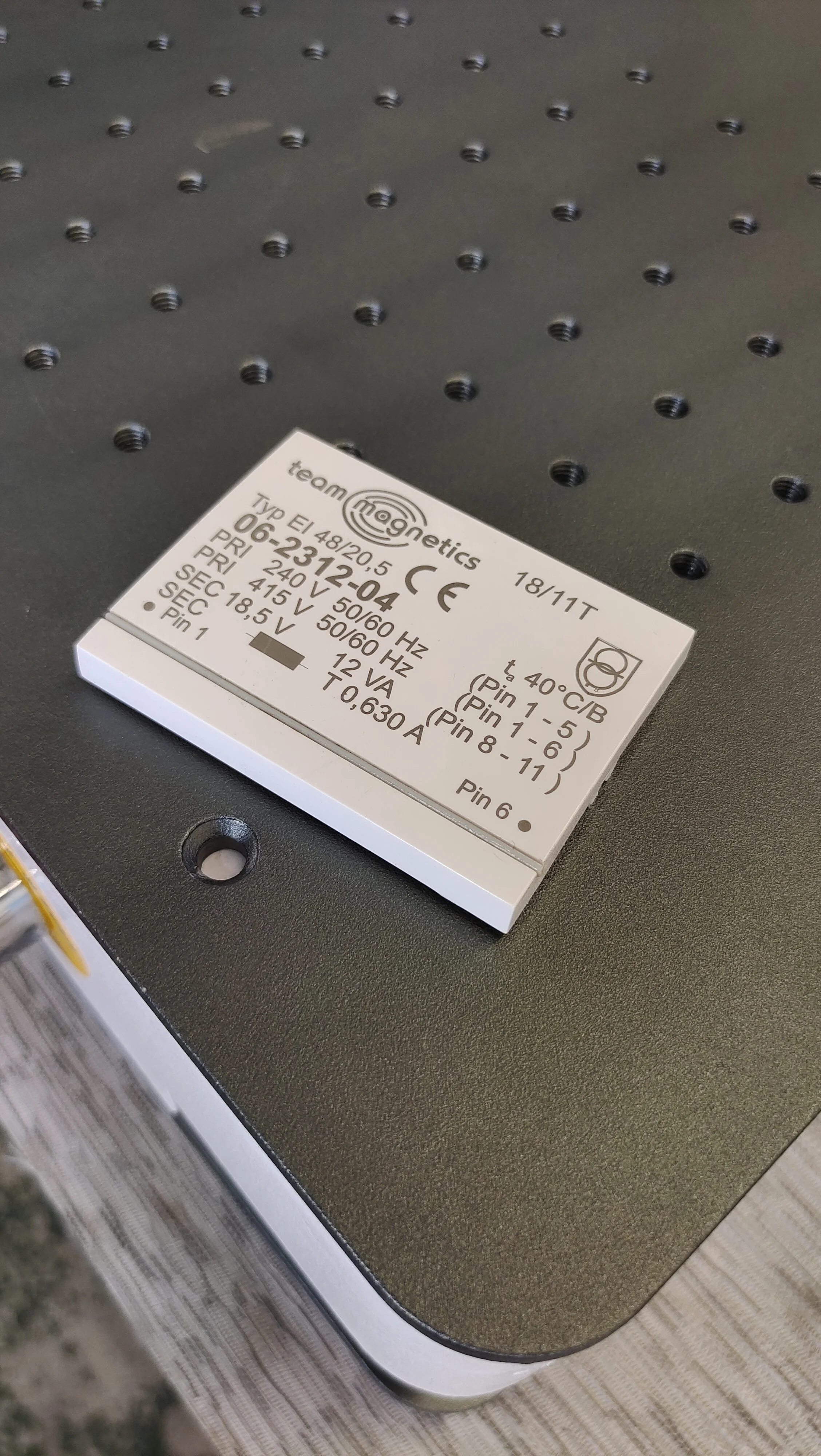 355nm настольная ультрафиолетовая лазерная маркировочная машина для стеклянного пластикового печатного оборудования 3w 5w 10w ультрафиолетовые машины