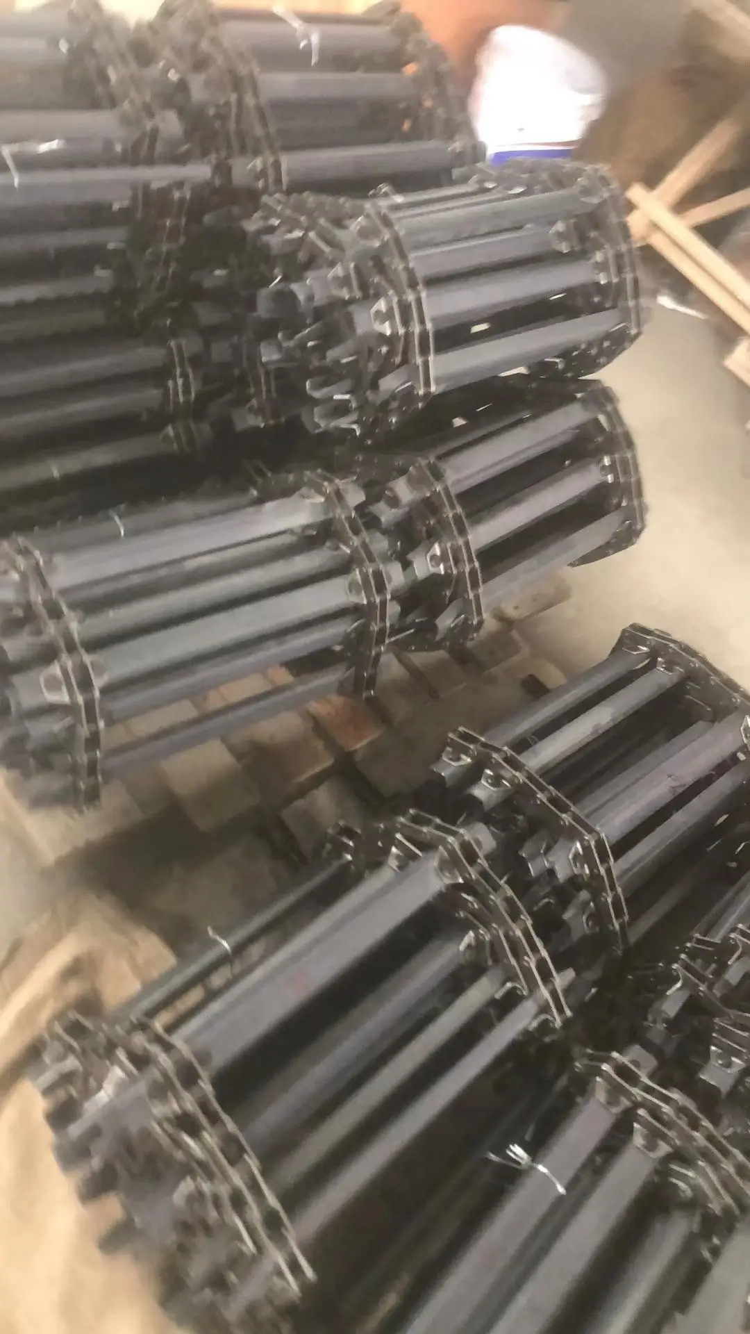 DC68 DC70 Kubota Finger Guard Knife Combine Harvester Spare Parts In Vietnam, Thailand