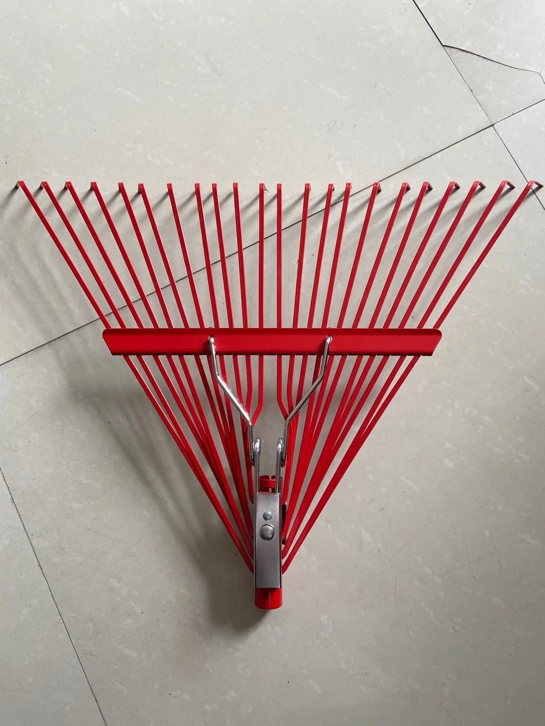 Grass rake leaves wire rake garden tools stainless steel 24 tooth grass rake head