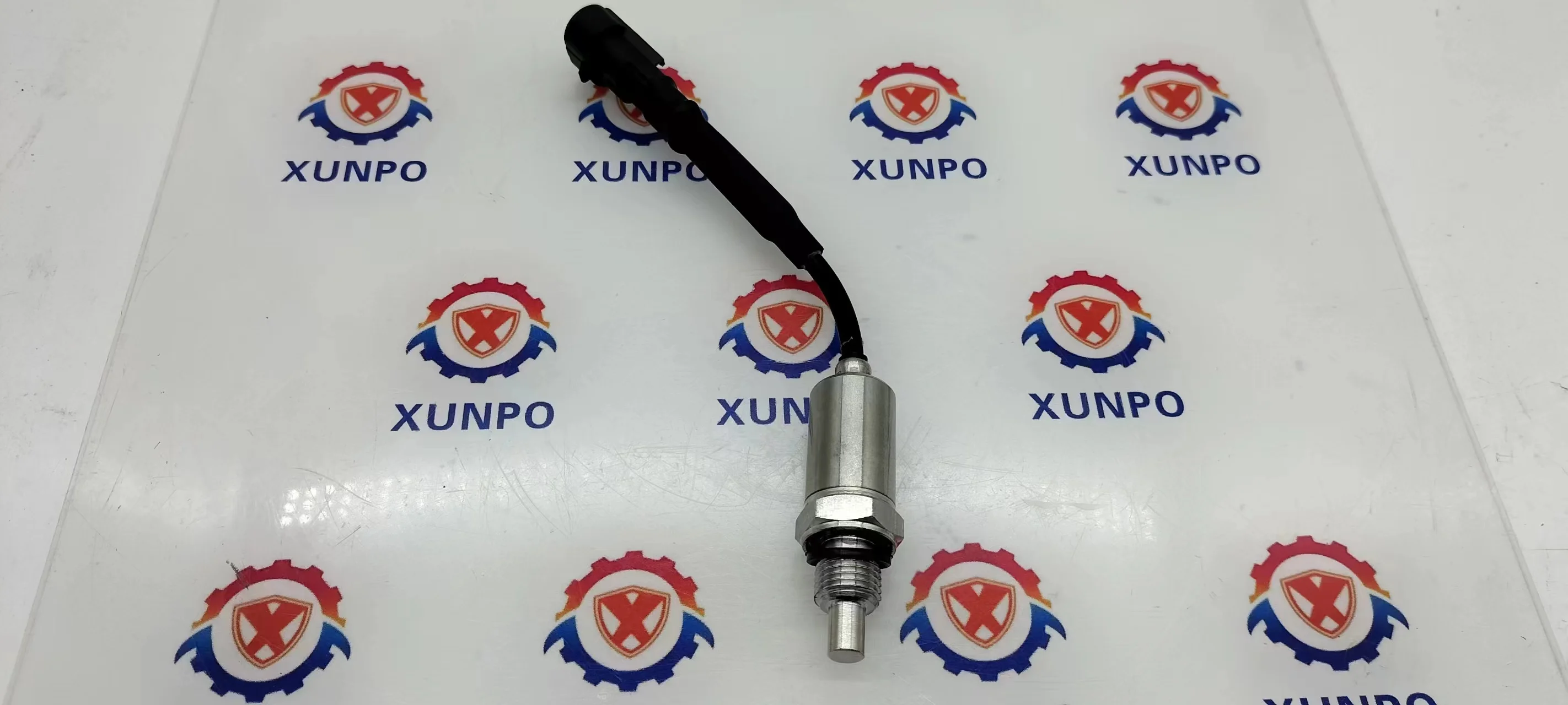 Hydraulic Oil Temperature Sensor 7240-A-015 Pressure Sensor For SY135 215 235-8