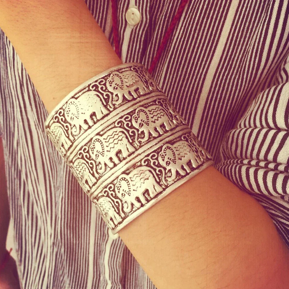 Vintage Embossed Bracelet for Woman Elephant Hindu Ganesha Big Bangle Cuff Jewelry Anime Unisex Fashion Accessories Gift