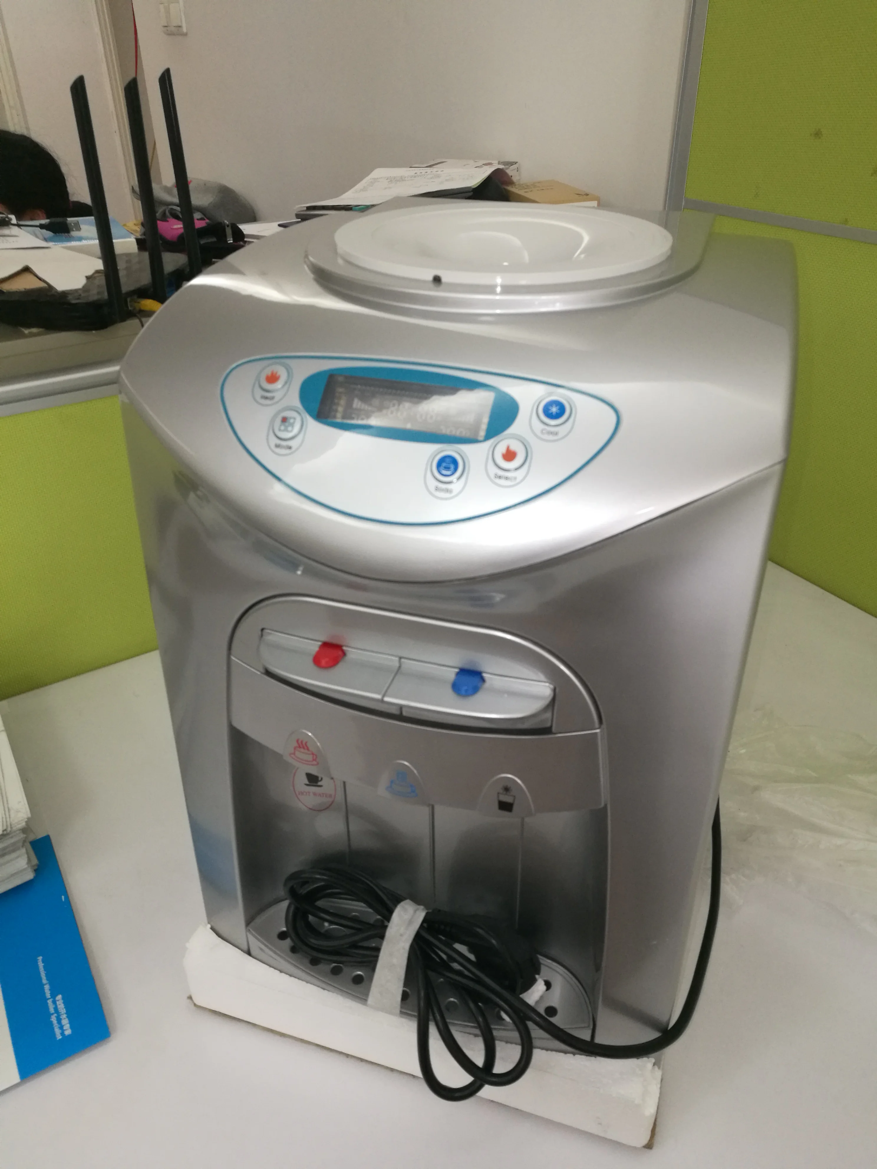 Commercial Soda water maker and water dispenser hot cold Sparkling water dispenser