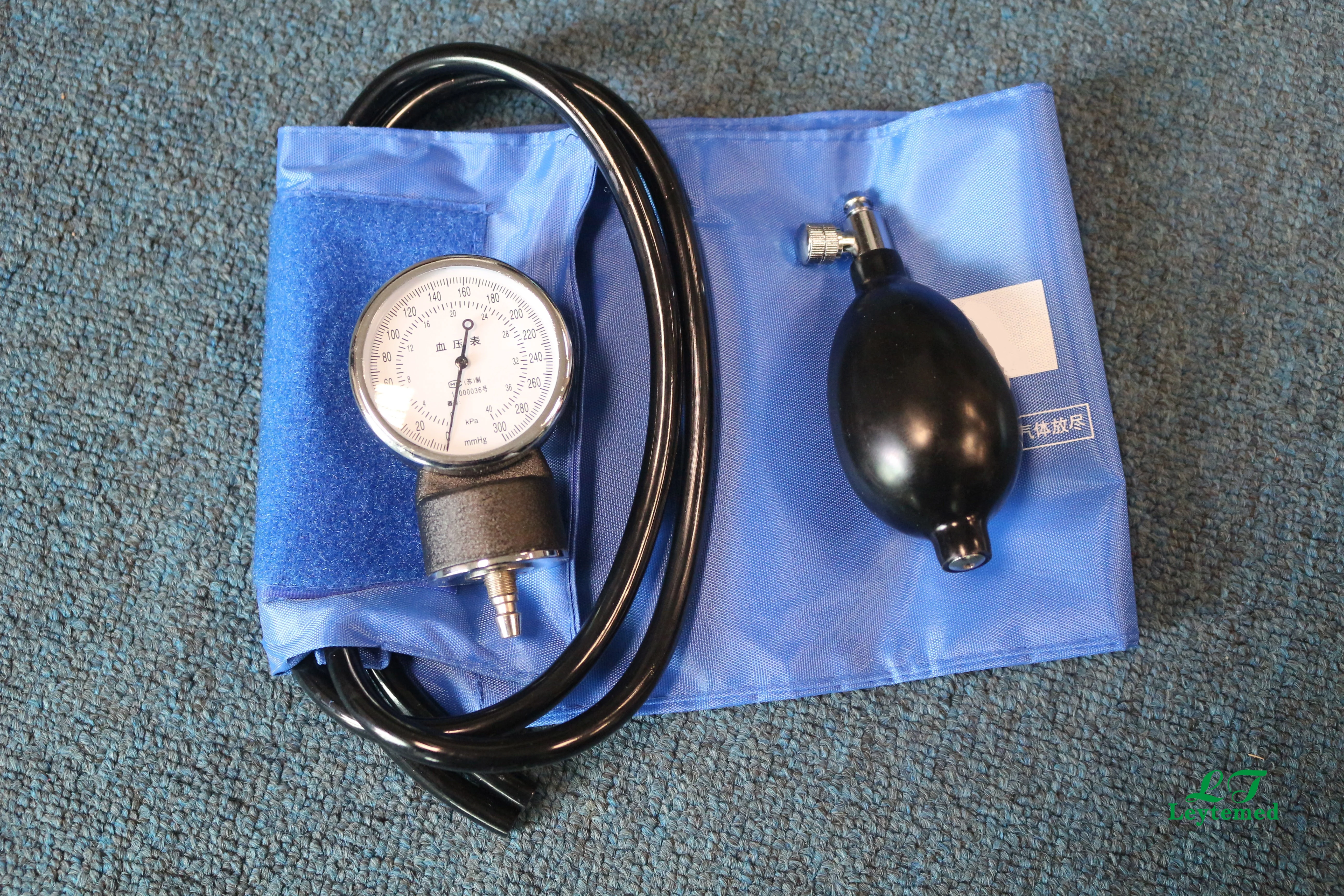 LTOB07 Low Cost Aneroid Sphygmomanometer Adult Infant Cuff Blood Pressure Monitor Watch