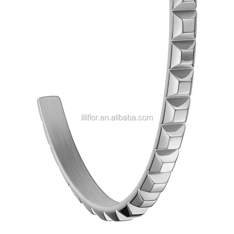 High Quality Fashion Jewelry 18K Gold Plated Stainless Steel Spike Pyramid C-type open design Cuff Bracelets BF192008 5