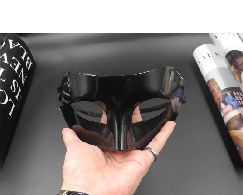 Wholesale Half Face Retro Masks Adult Halloween Masquerade Party Zorro Masks