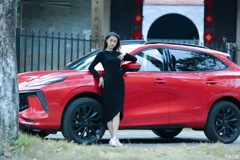 Лидер продаж! Dongfeng Forthing внедорожник T5EVO бензиновый с сертификатом