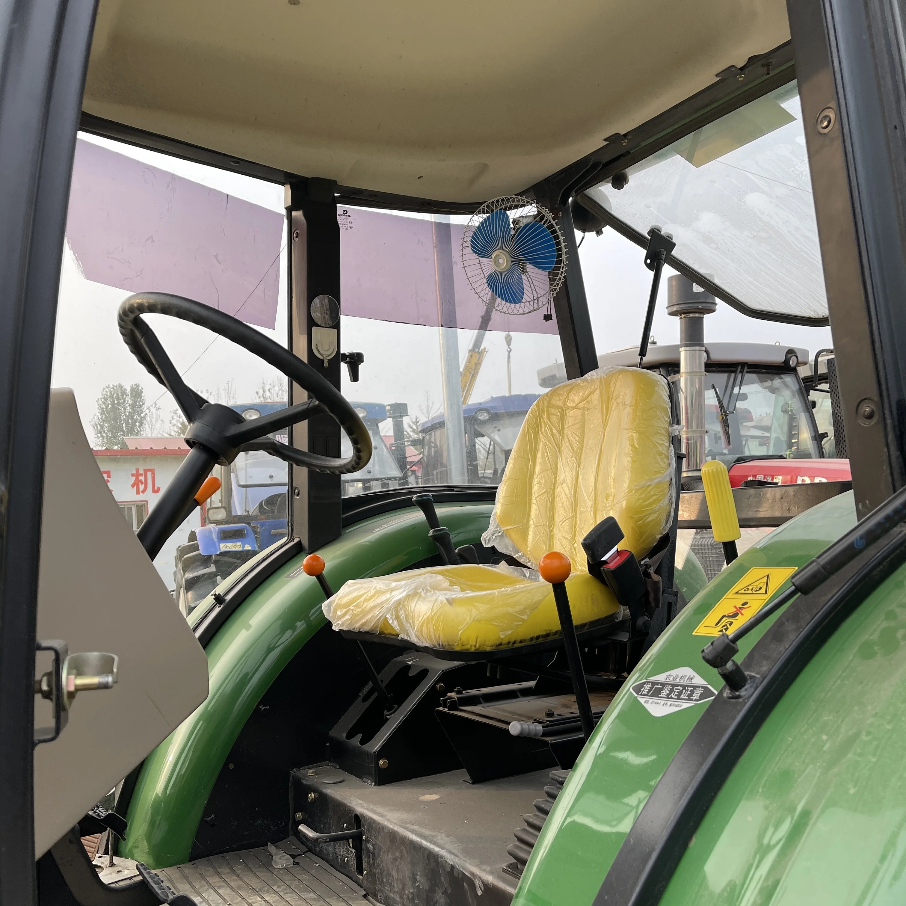 Б/у трактор John 140HP Deere 4x4WD сельскохозяйственная техника запасная часть хорошее состояние 2019 год довольно