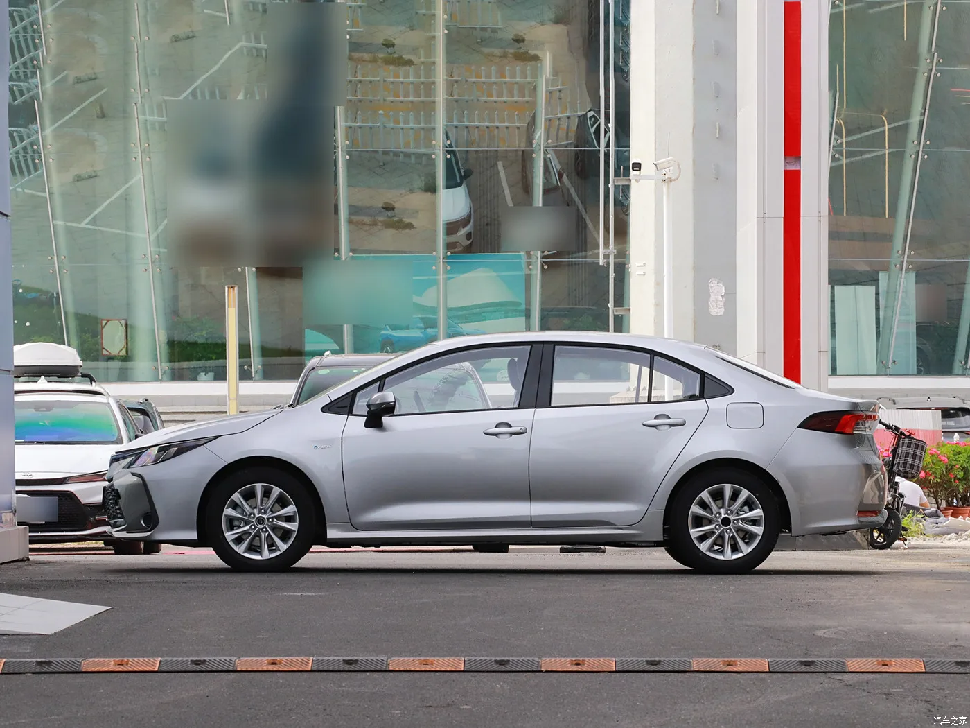 2024 Toyota Corolla FWD автоматический турбомотор 2022-2023 б/у 1 2 т 2.0L R15 Размер шины кожаные сиденья задняя камера